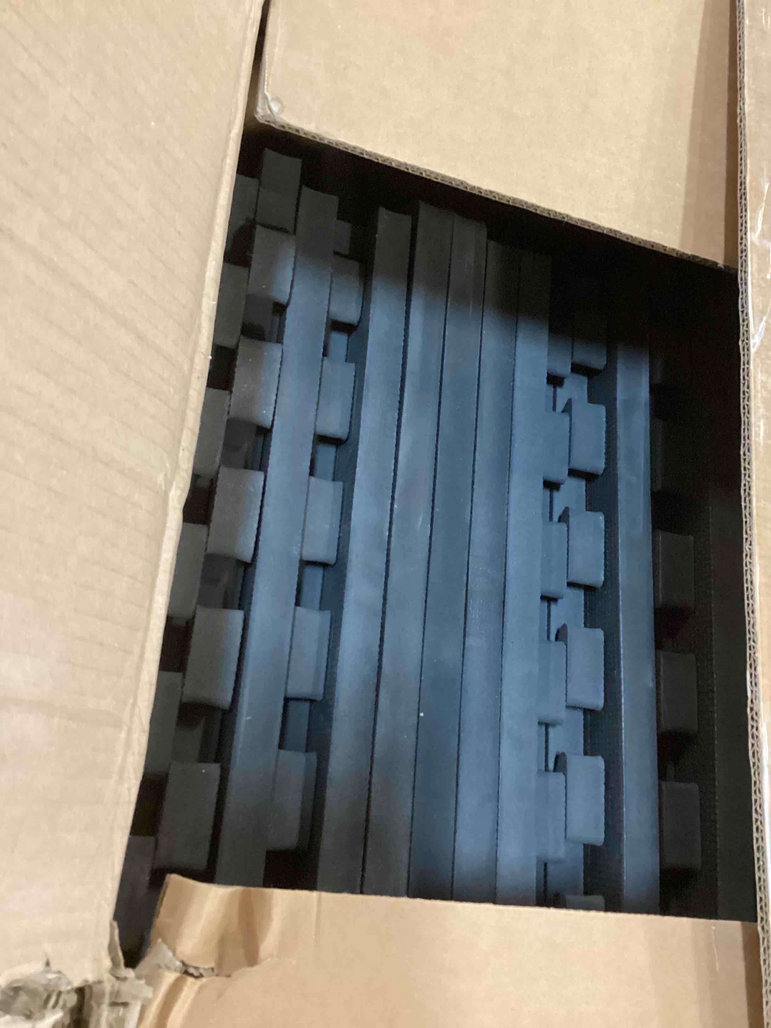 https://s3.amazonaws.com/lotting-images-prod/bidfta/PPE1346191_1741620988903.jpeg