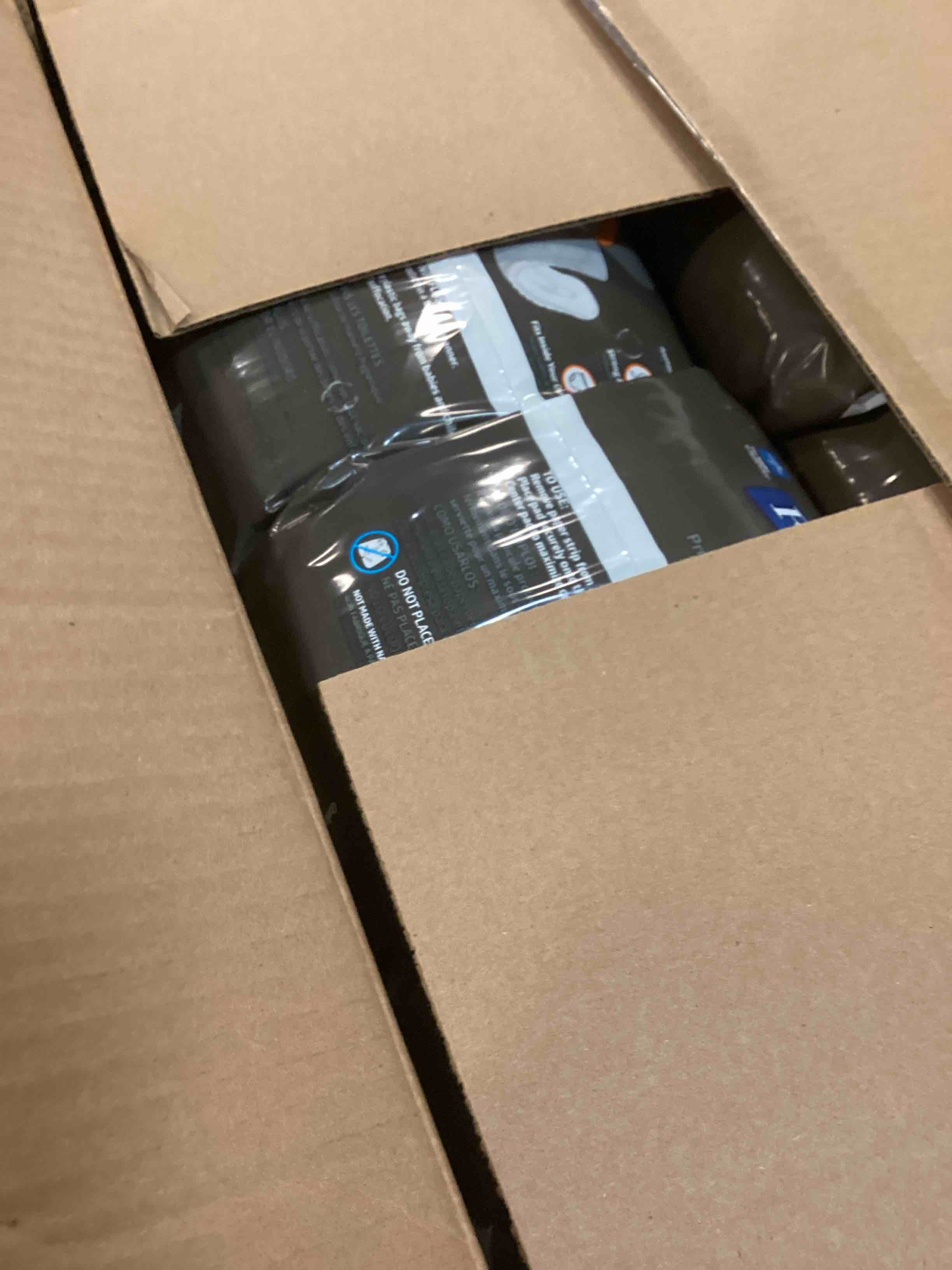 https://s3.amazonaws.com/lotting-images-prod/bidfta/PPE1346215_1741623296207.jpeg