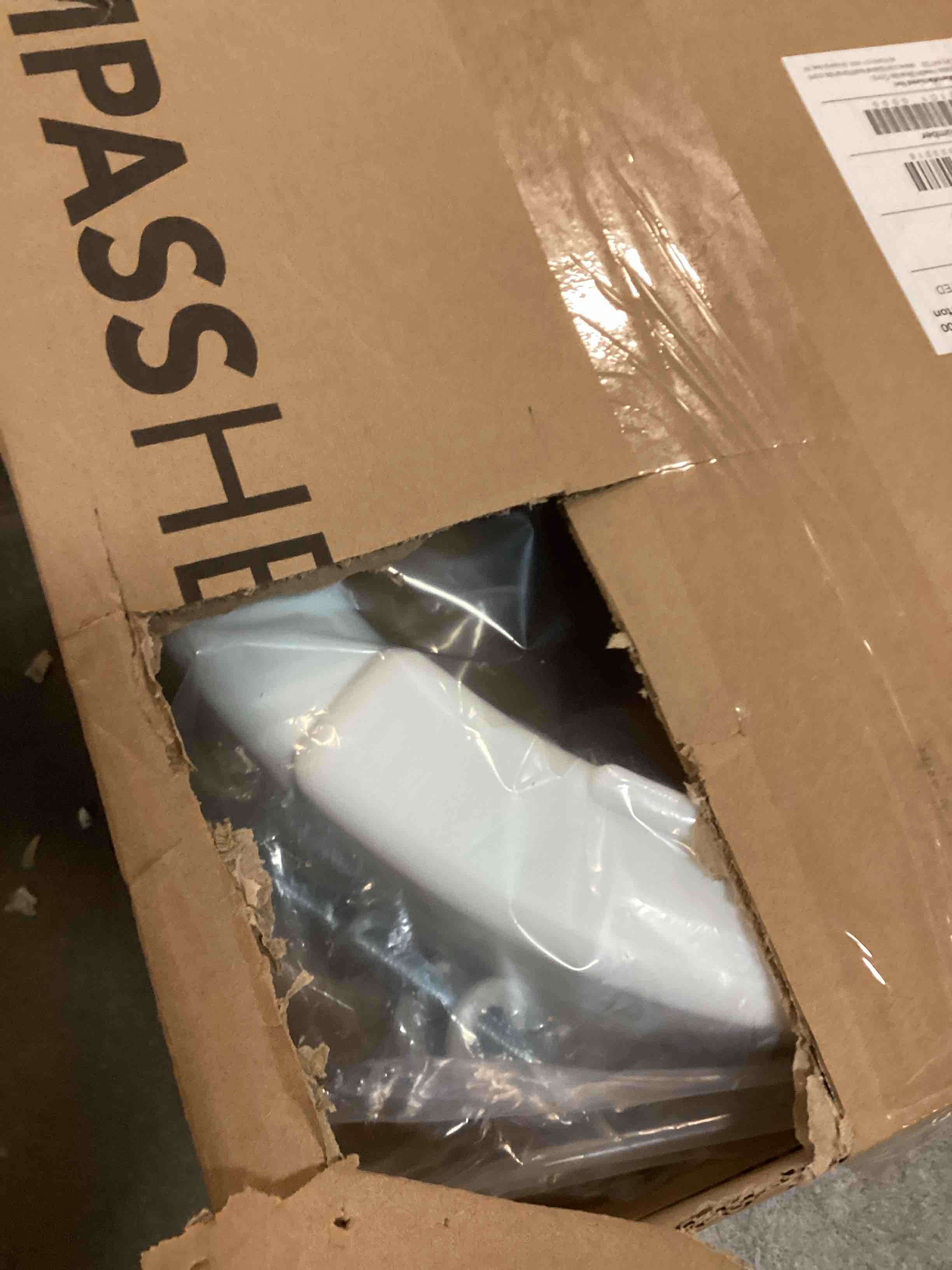 https://s3.amazonaws.com/lotting-images-prod/bidfta/PPE1346277_1741631986468.jpeg
