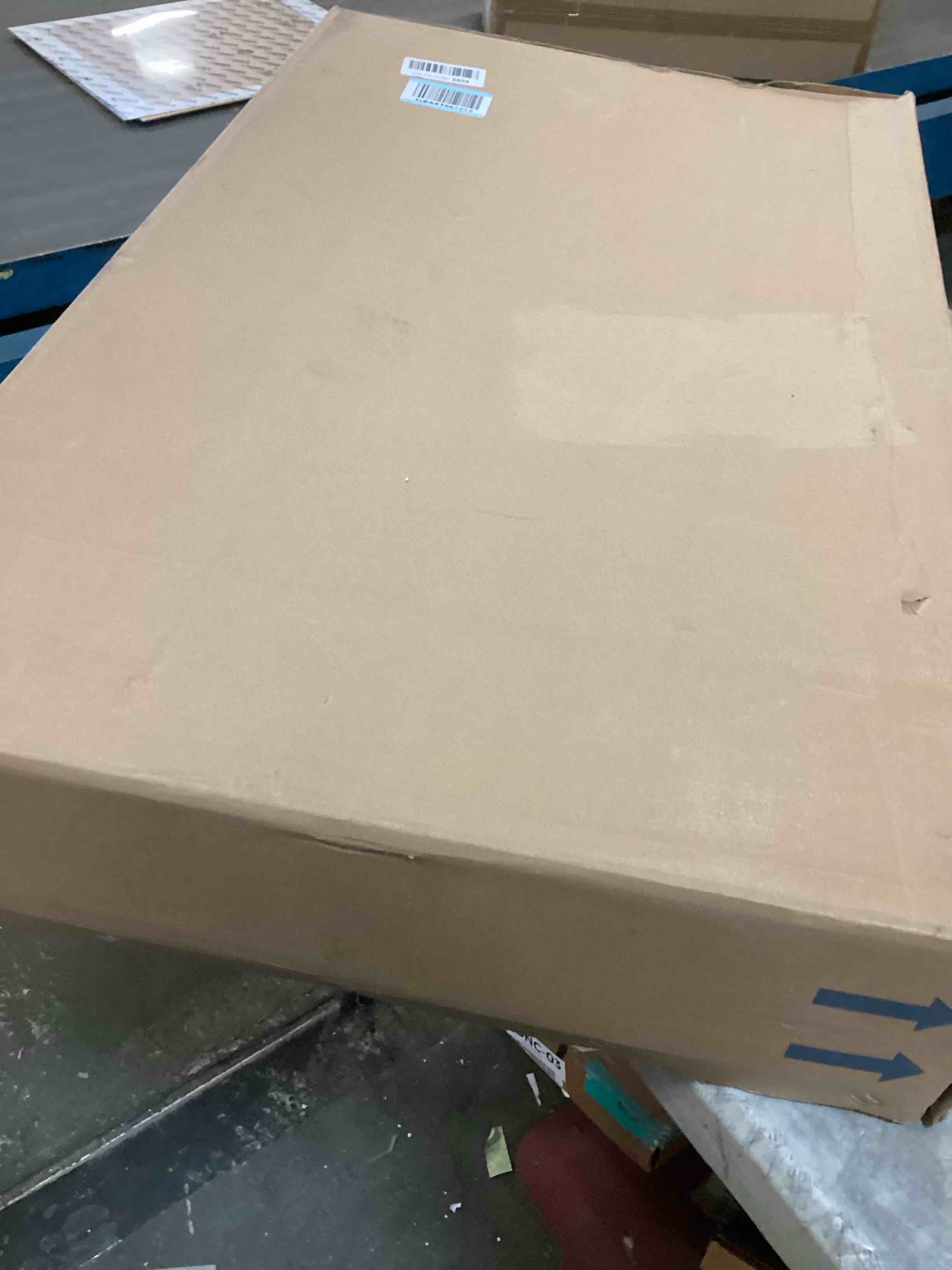 https://s3.amazonaws.com/lotting-images-prod/bidfta/PPE1346284_1741634692947.jpeg