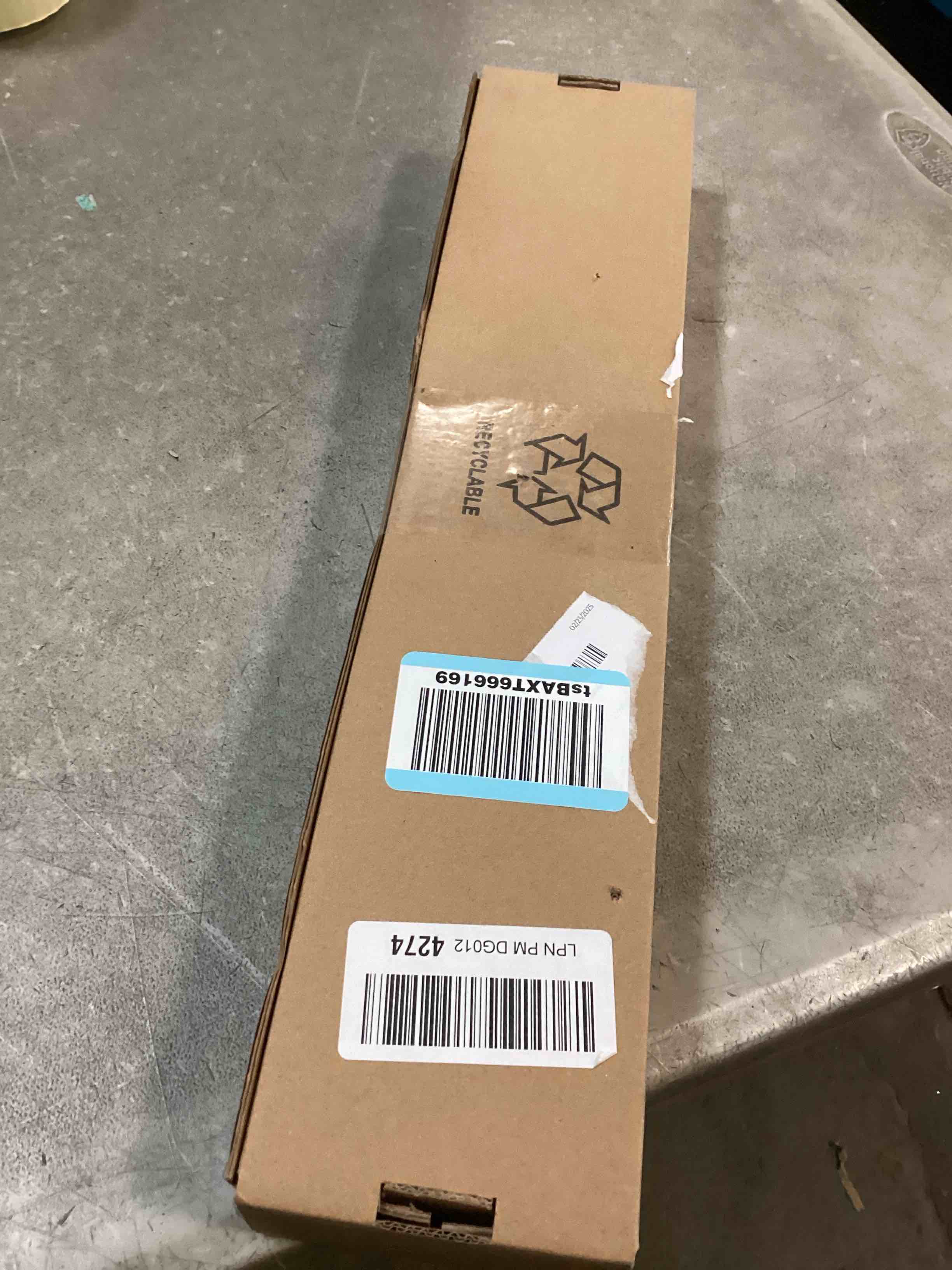 https://s3.amazonaws.com/lotting-images-prod/bidfta/PPE1346353_1741700351068.jpeg