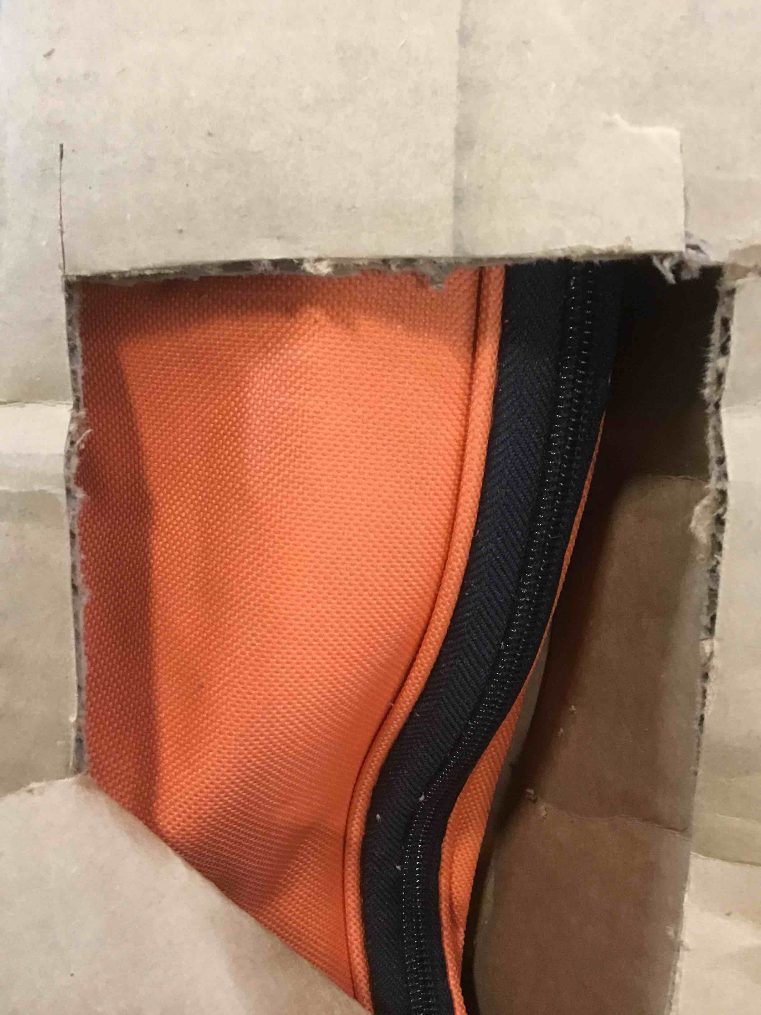https://s3.amazonaws.com/lotting-images-prod/bidfta/PPE1346853_1741887655441.jpeg