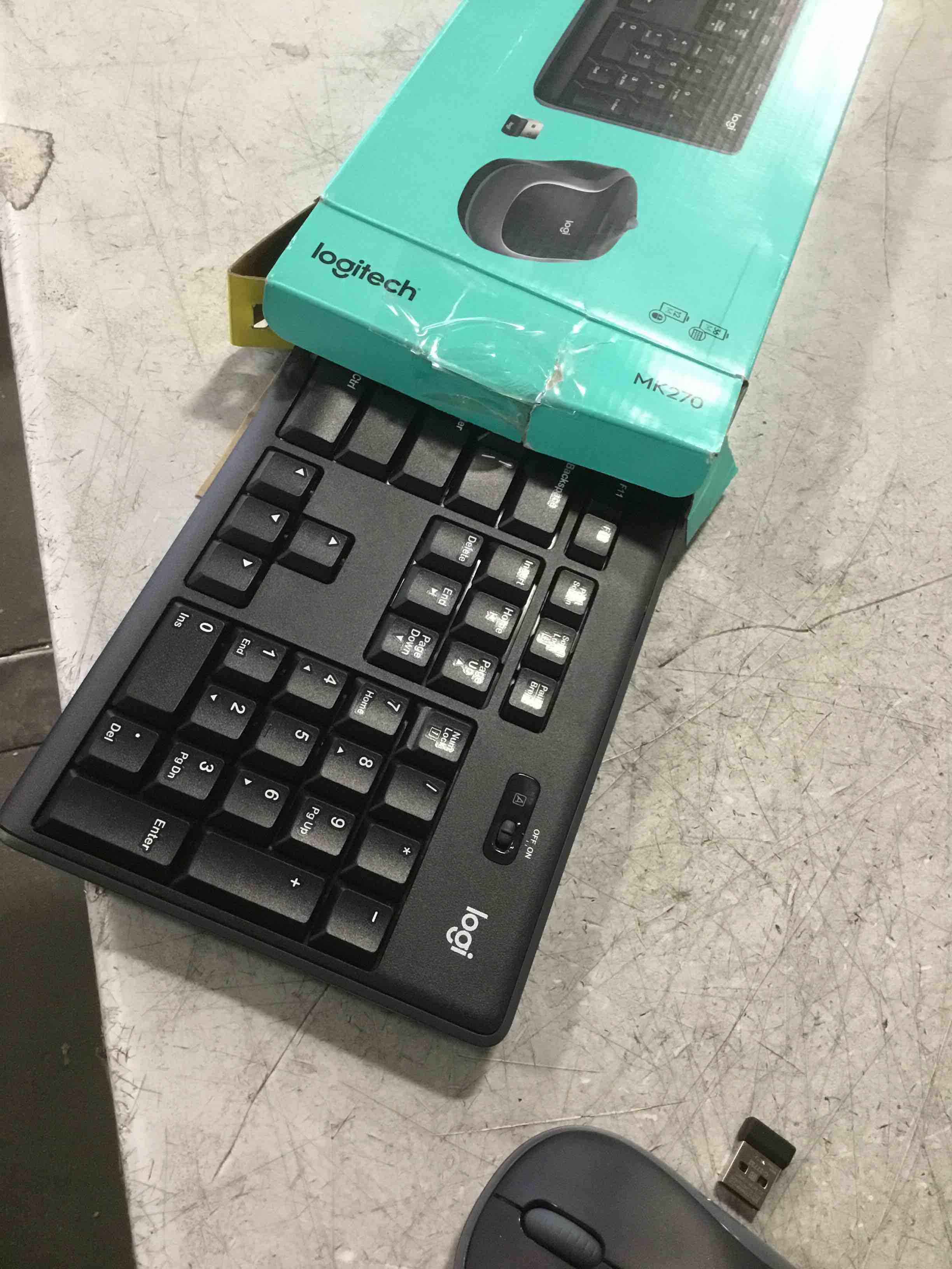 https://s3.amazonaws.com/lotting-images-prod/bidfta/PPE1347031_1741970167493.jpeg