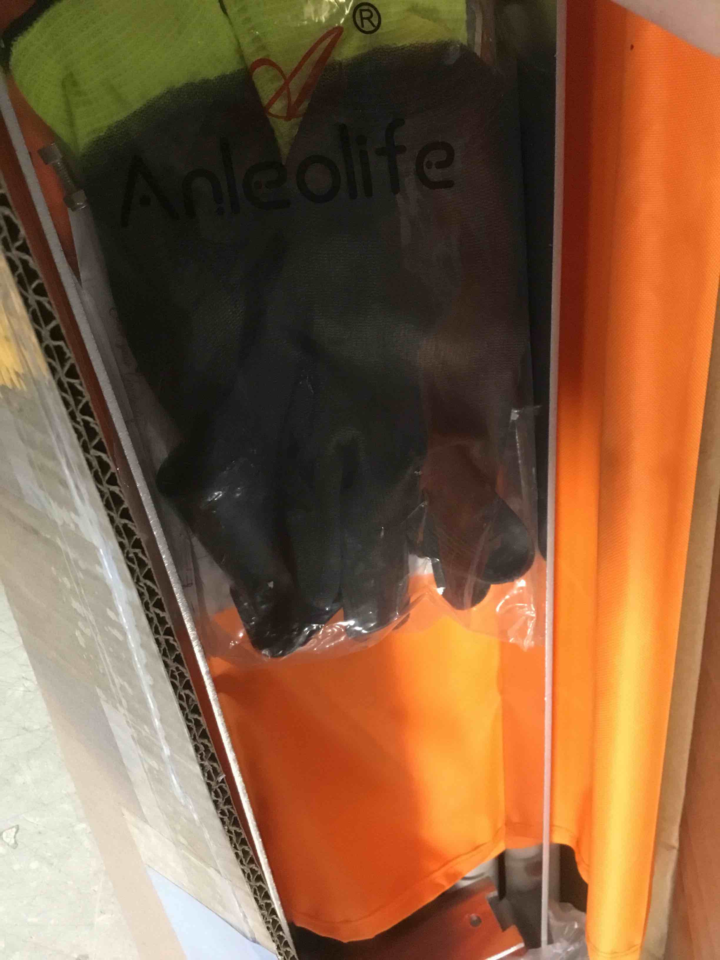 https://s3.amazonaws.com/lotting-images-prod/bidfta/PPE1347186_1742224866194.jpeg