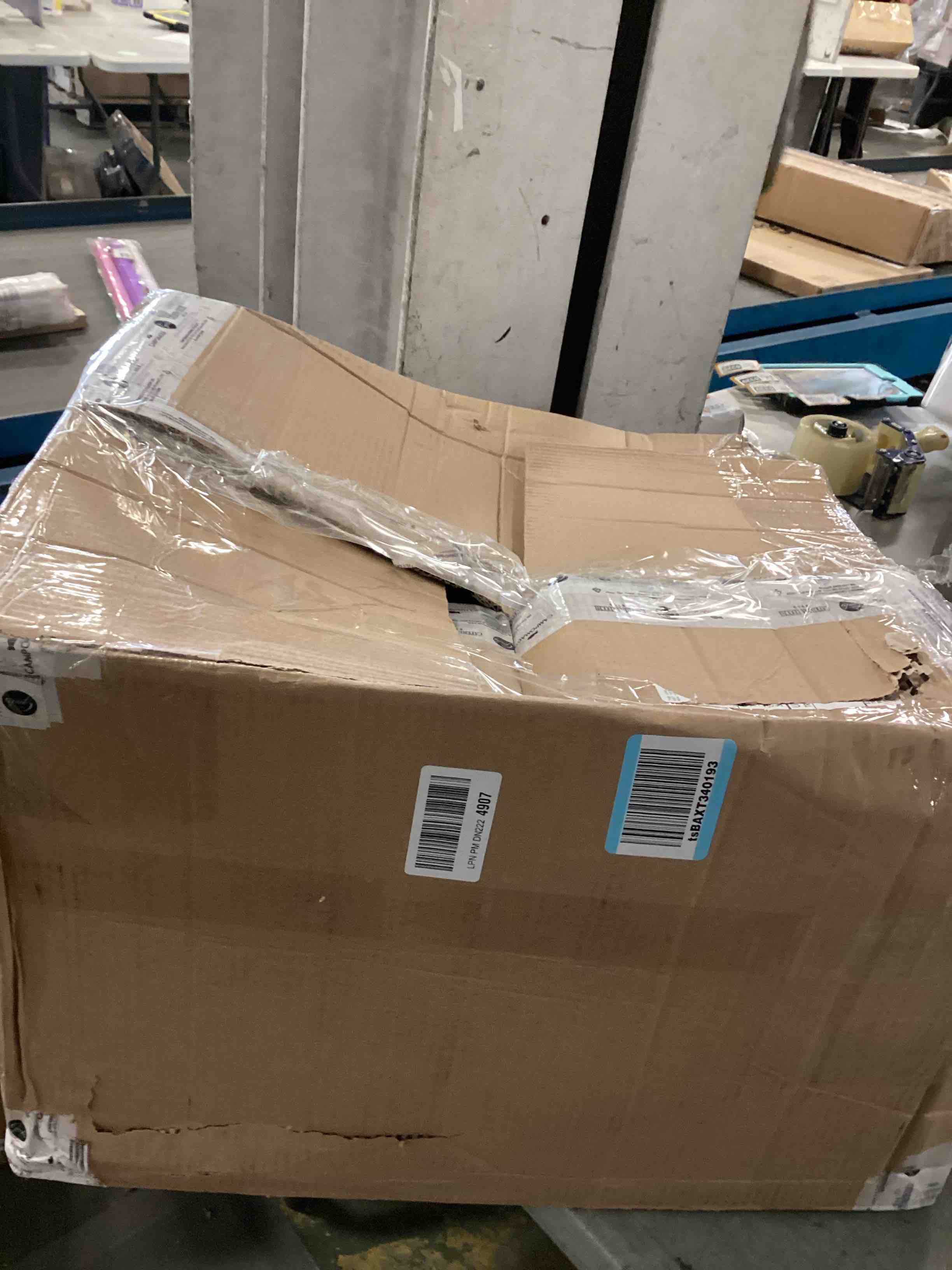 https://s3.amazonaws.com/lotting-images-prod/bidfta/PPE1348326_1741102348632.jpeg