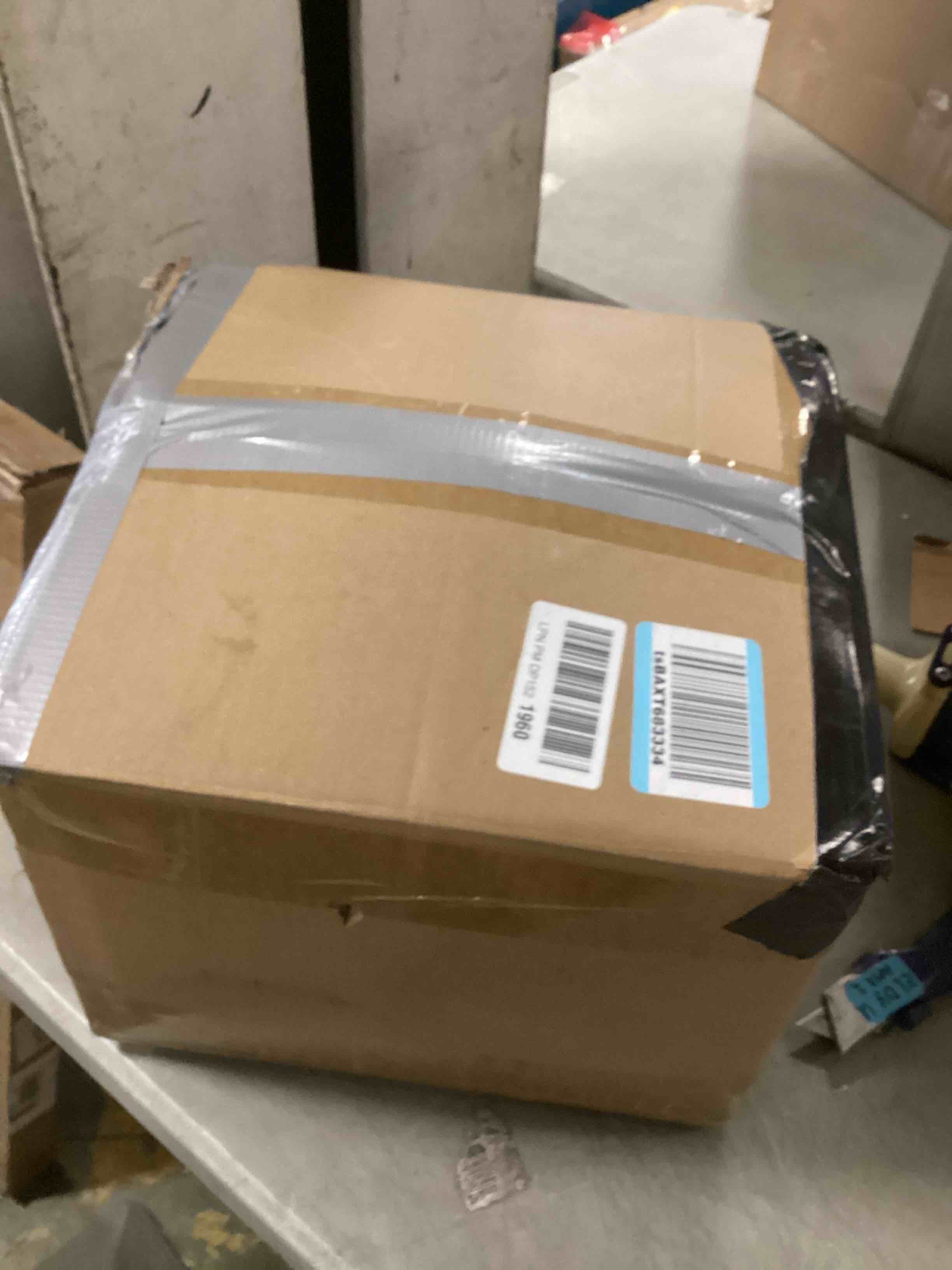https://s3.amazonaws.com/lotting-images-prod/bidfta/PPE1348463_1741119656395.jpeg