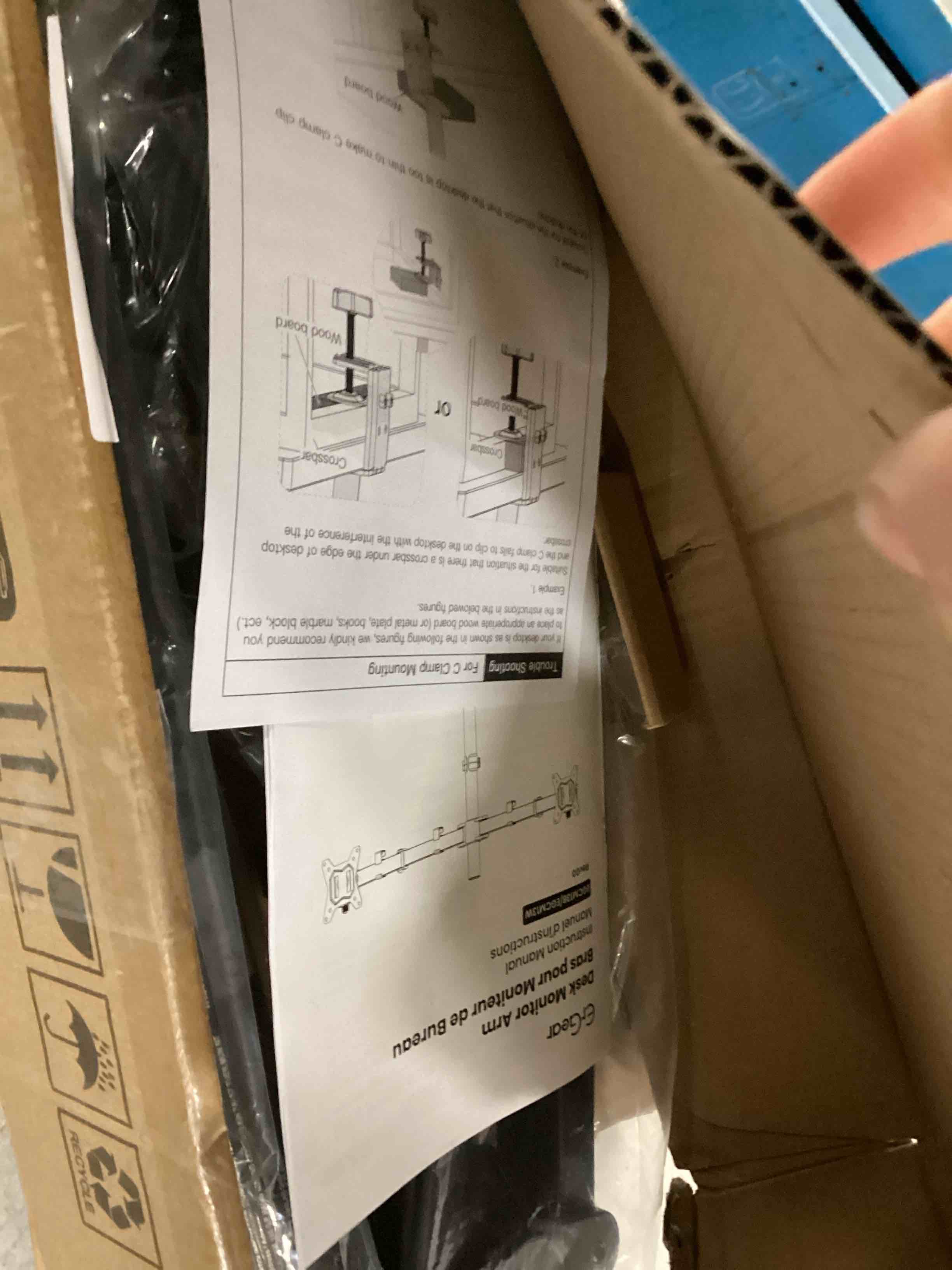 https://s3.amazonaws.com/lotting-images-prod/bidfta/PPE1348733_1741266497979.jpeg
