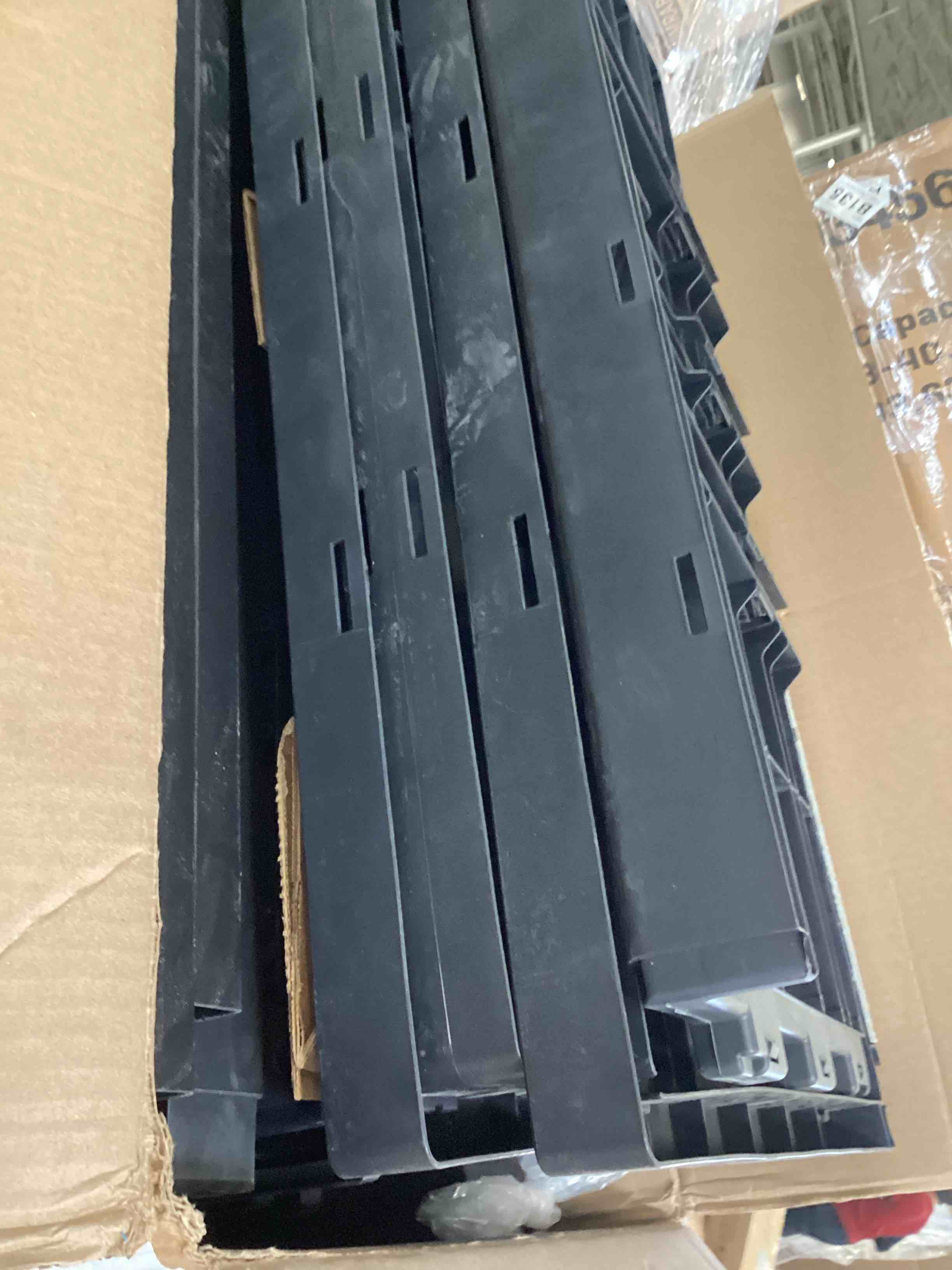 https://s3.amazonaws.com/lotting-images-prod/bidfta/PPE1348832_1741279945026.jpeg