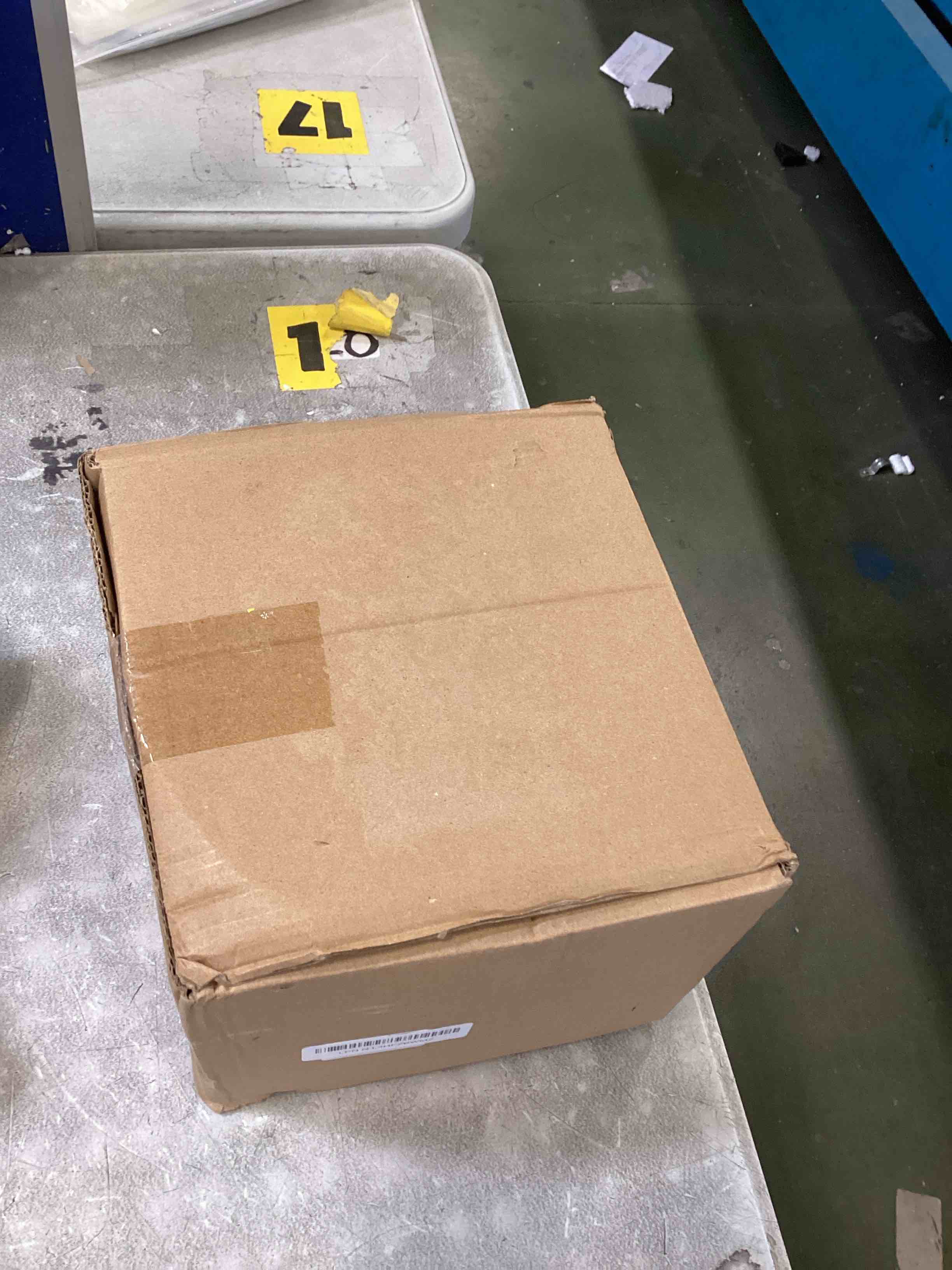 https://s3.amazonaws.com/lotting-images-prod/bidfta/PPE1349666_1741707582702.jpeg