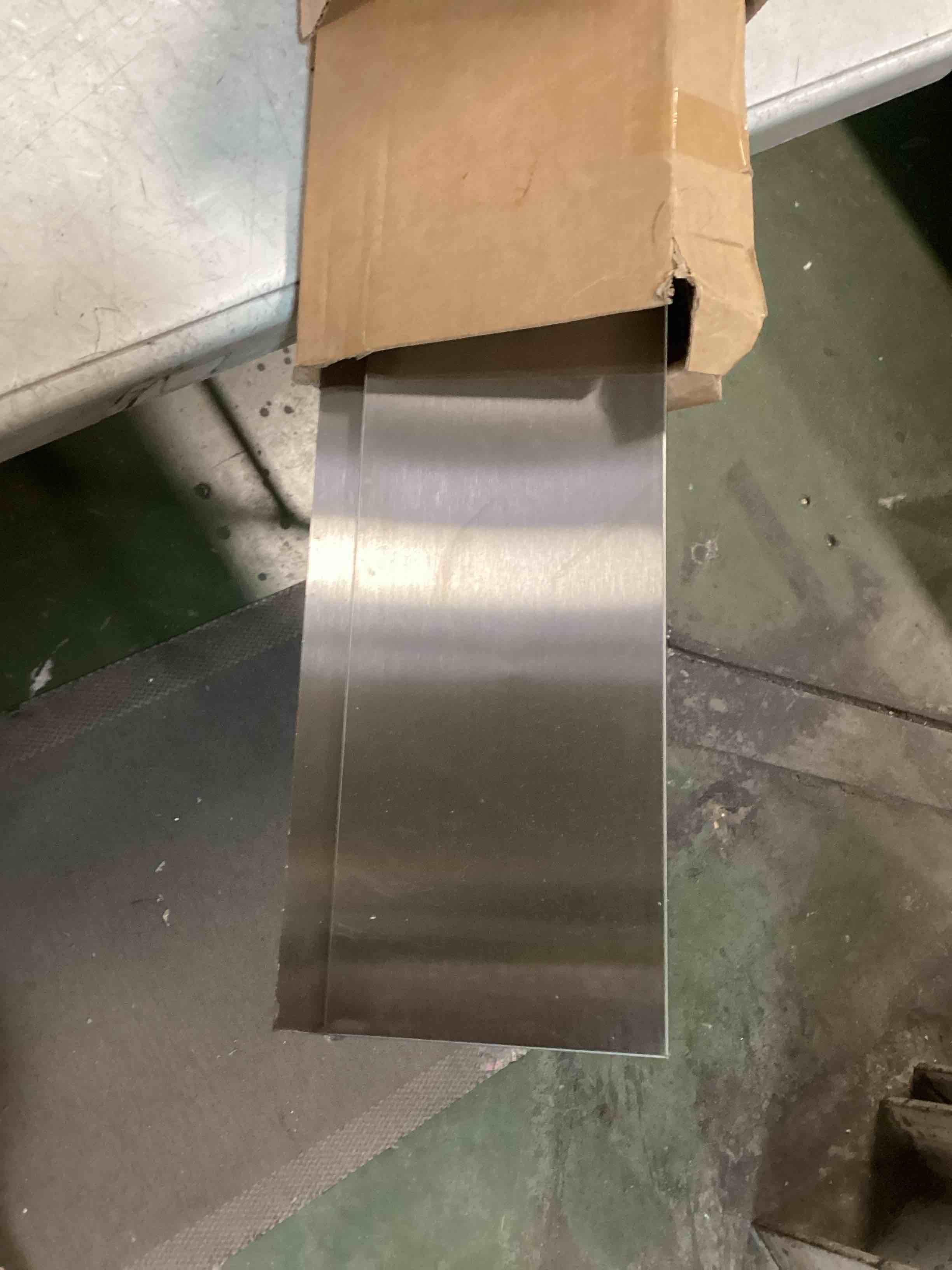 https://s3.amazonaws.com/lotting-images-prod/bidfta/PPE1350889_1742386543528.jpeg