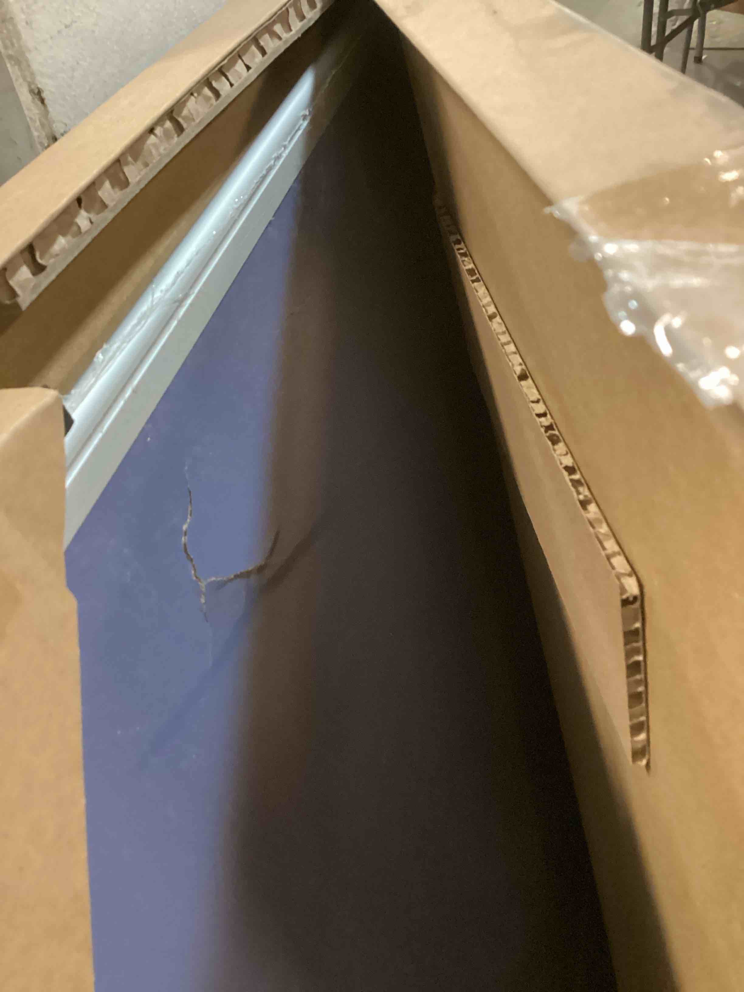 https://s3.amazonaws.com/lotting-images-prod/bidfta/PPE1350934_1742391395284.jpeg