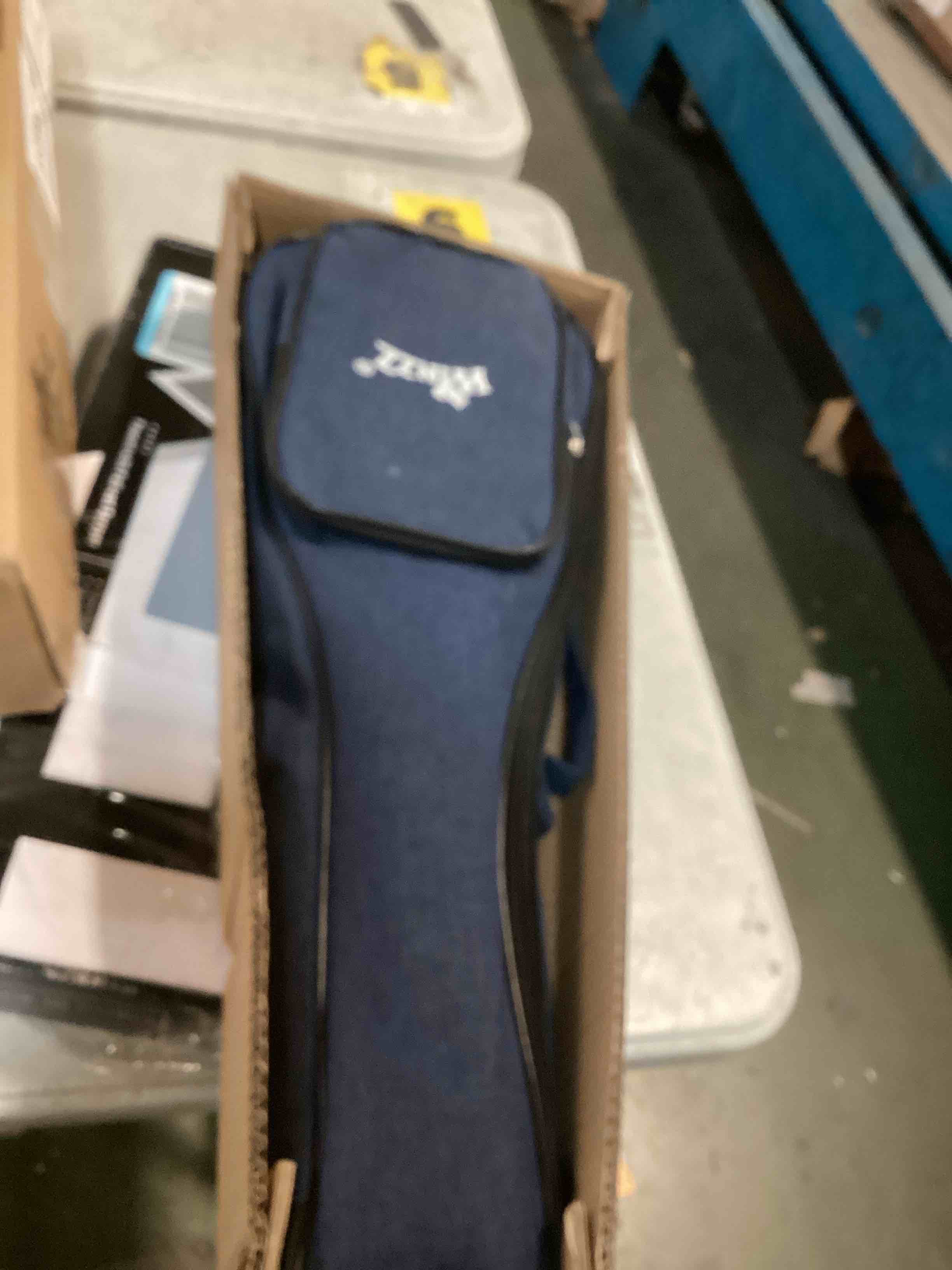 https://s3.amazonaws.com/lotting-images-prod/bidfta/PPE1350956_1742394583336.jpeg