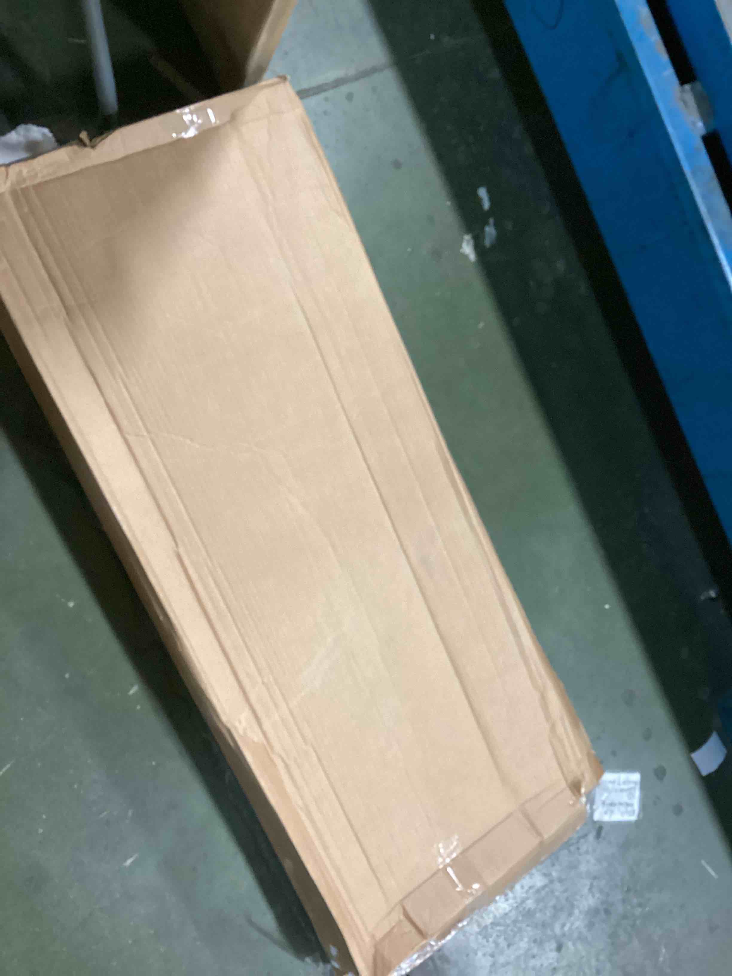 https://s3.amazonaws.com/lotting-images-prod/bidfta/PPE1352488_1743600085751.jpeg