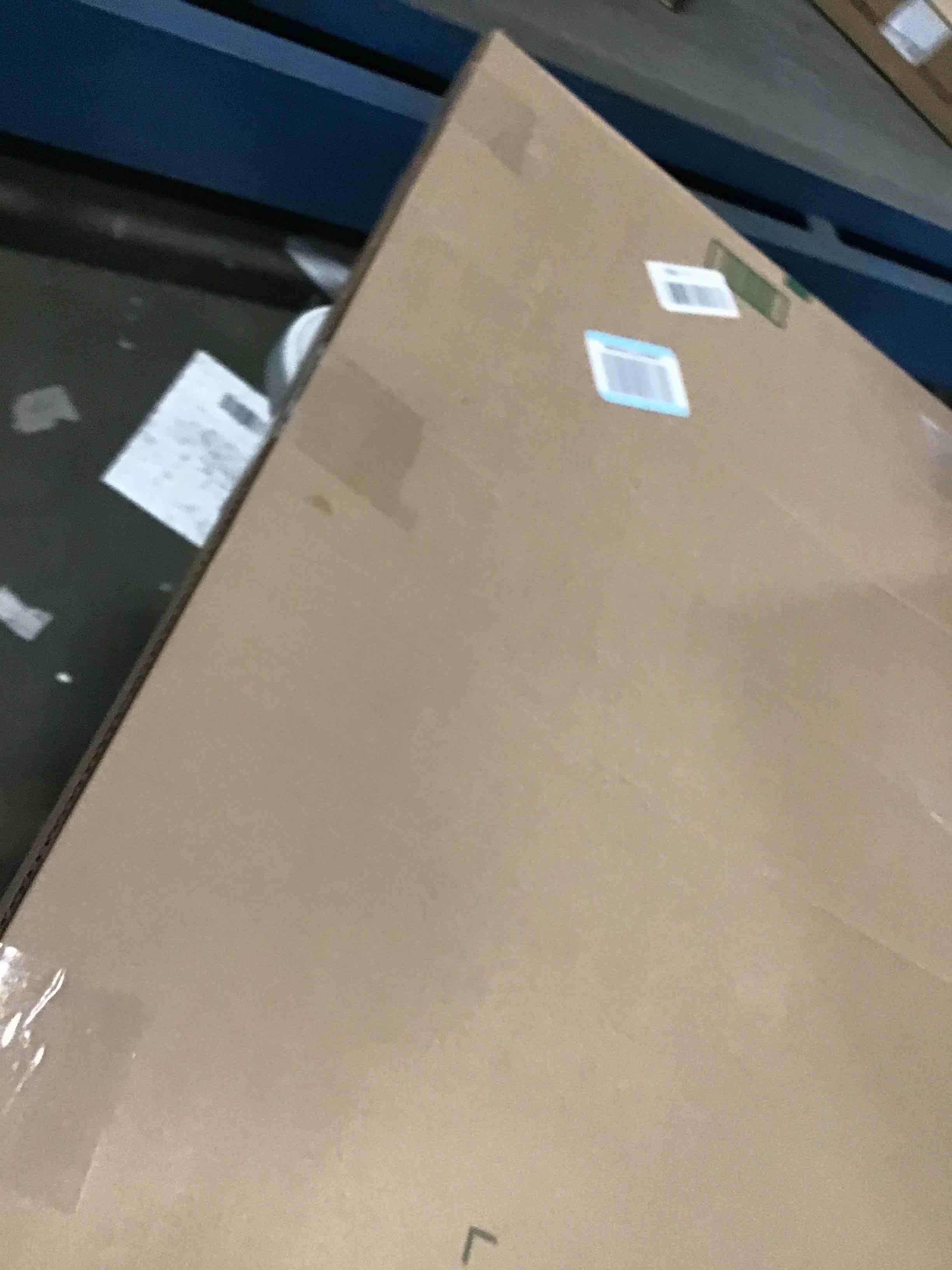 https://s3.amazonaws.com/lotting-images-prod/bidfta/PPE1355161_1741114692525.jpeg