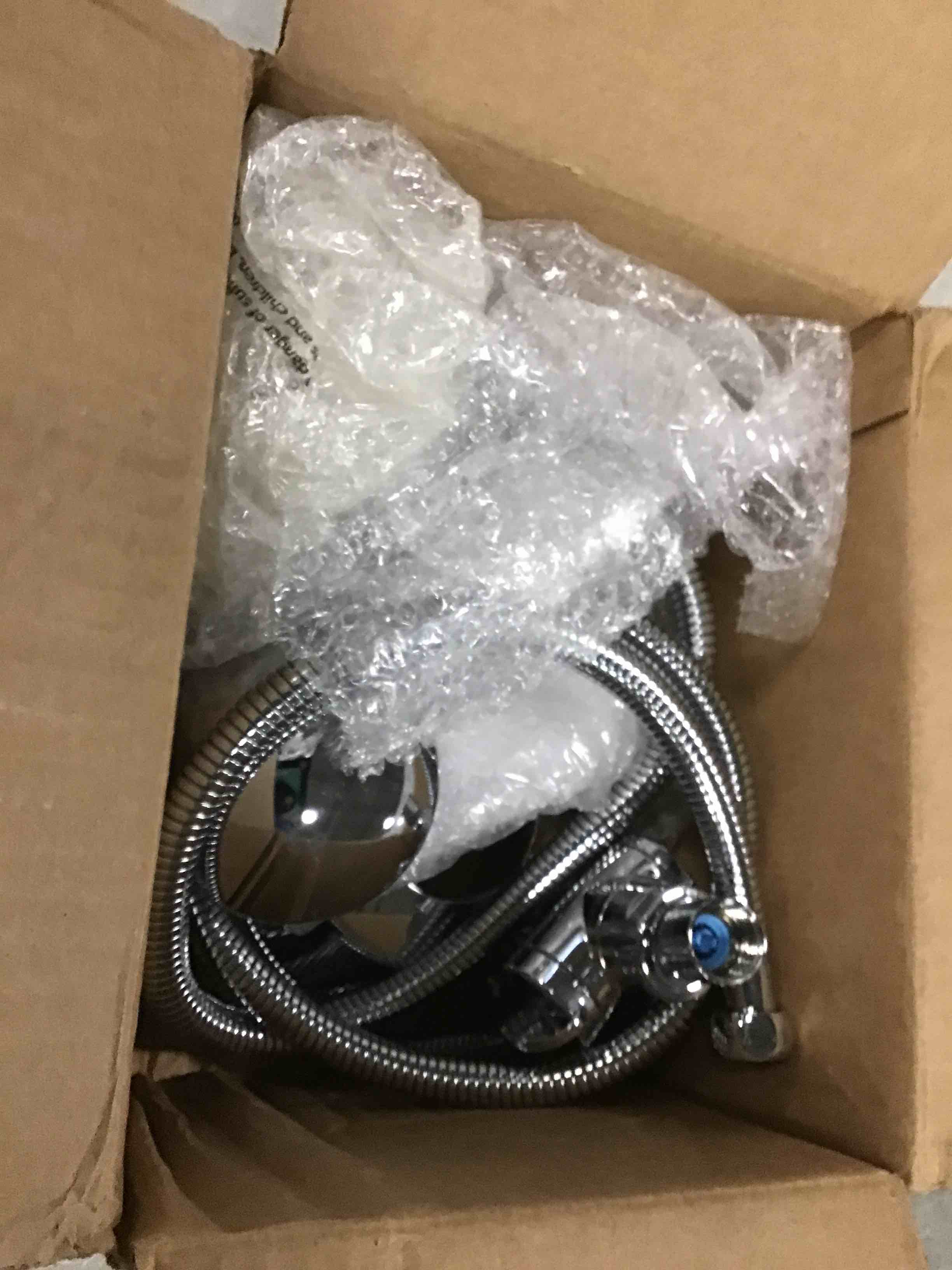 https://s3.amazonaws.com/lotting-images-prod/bidfta/PPE1355813_1741268258747.jpeg