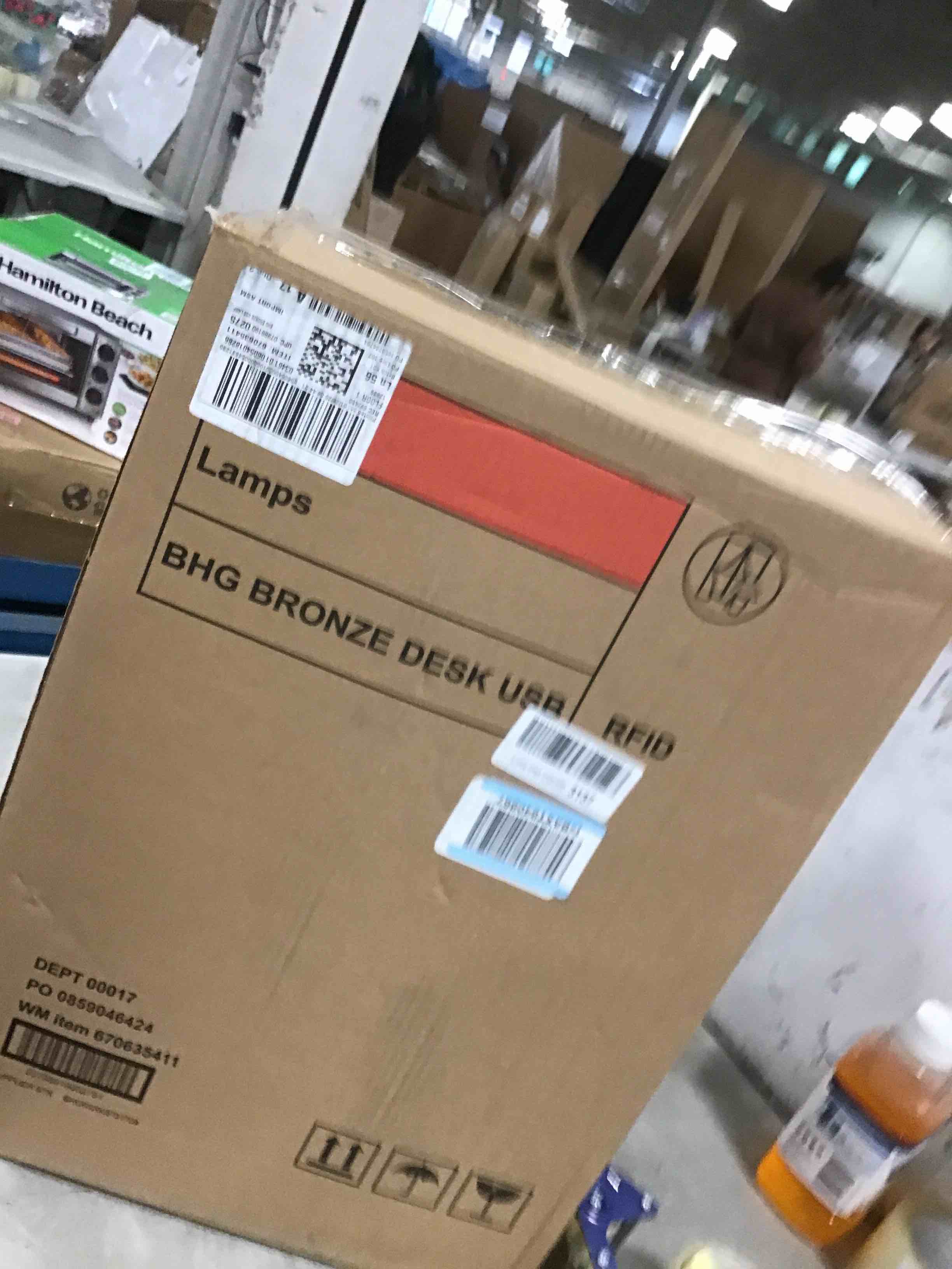 https://s3.amazonaws.com/lotting-images-prod/bidfta/PPE1355853_1741270075780.jpeg