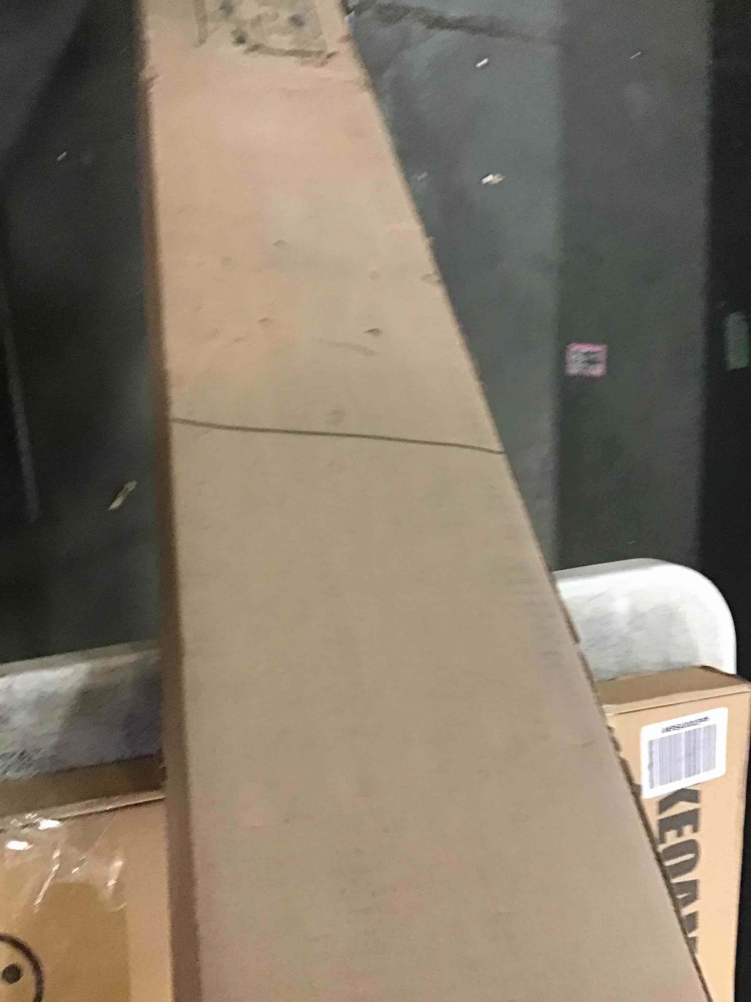 https://s3.amazonaws.com/lotting-images-prod/bidfta/PPE1357049_1741353747836.jpeg