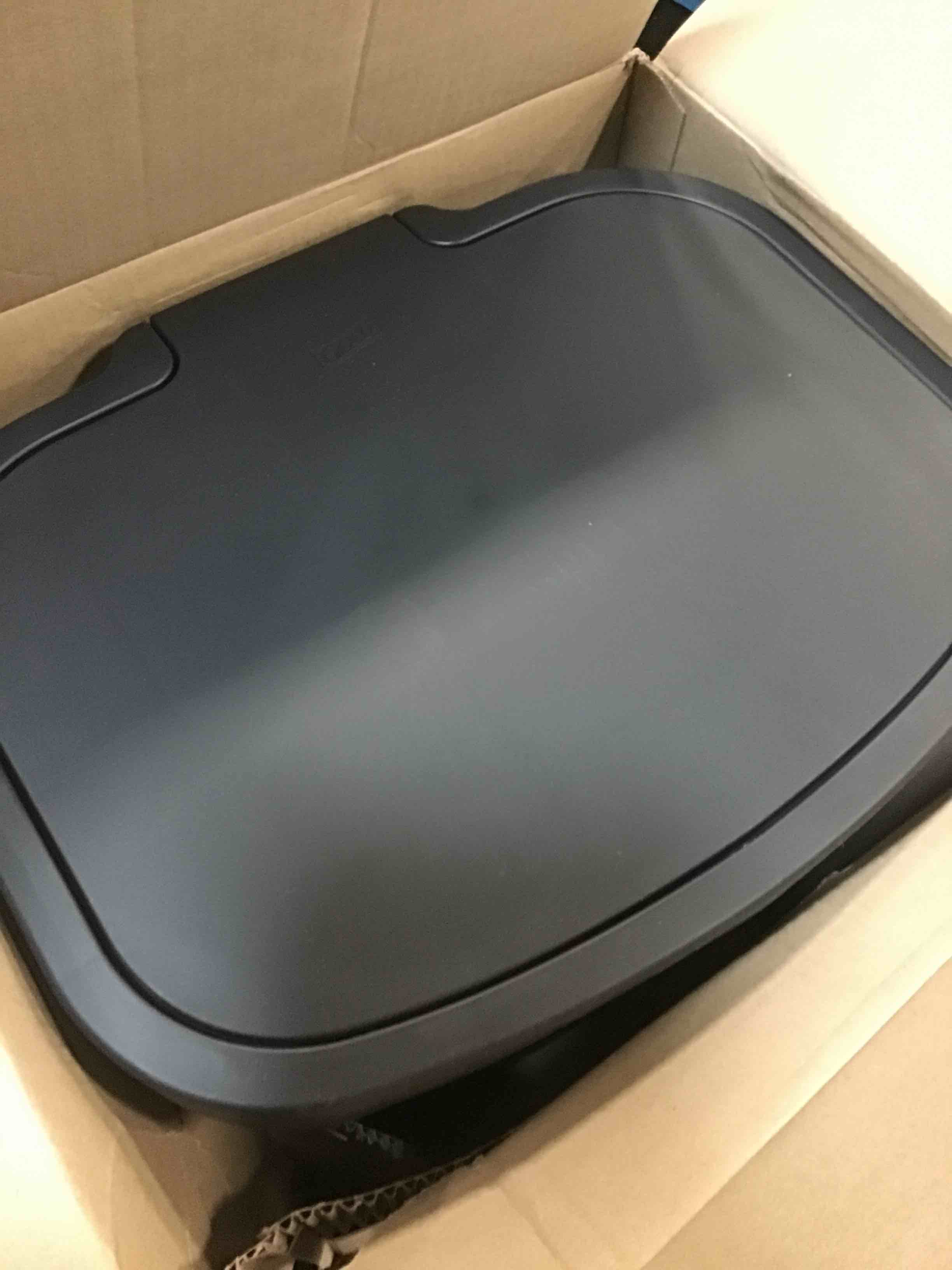 https://s3.amazonaws.com/lotting-images-prod/bidfta/PPE1358169_1741871192836.jpeg