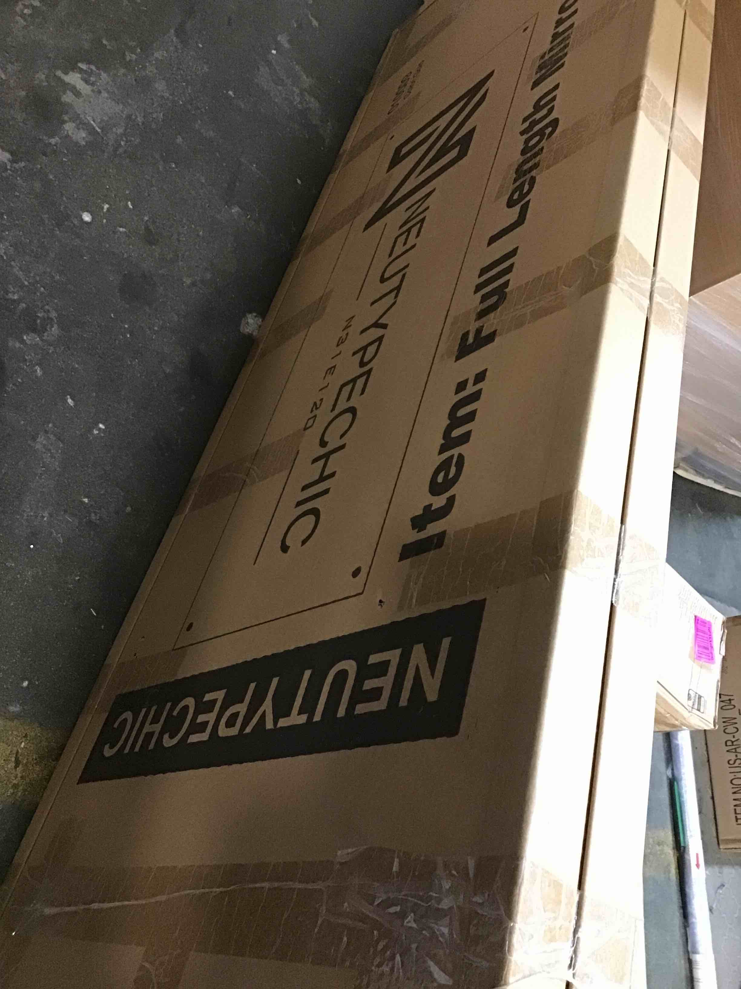 https://s3.amazonaws.com/lotting-images-prod/bidfta/PPE1358645_1742227164775.jpeg