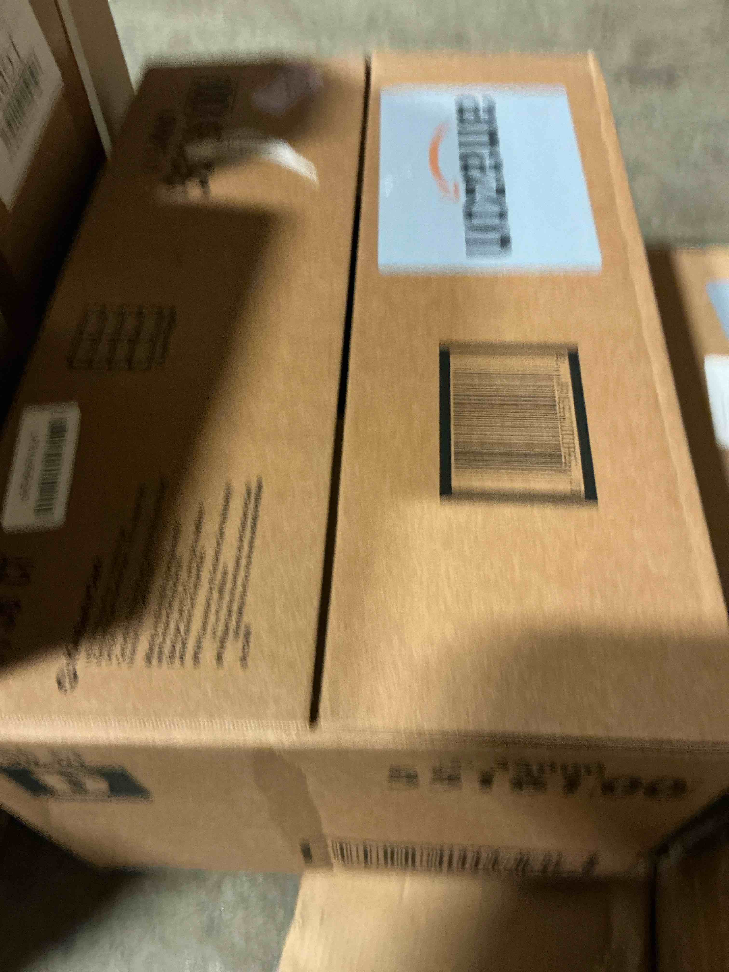 https://s3.amazonaws.com/lotting-images-prod/bidfta/PPE1409014_1743555087866.jpeg