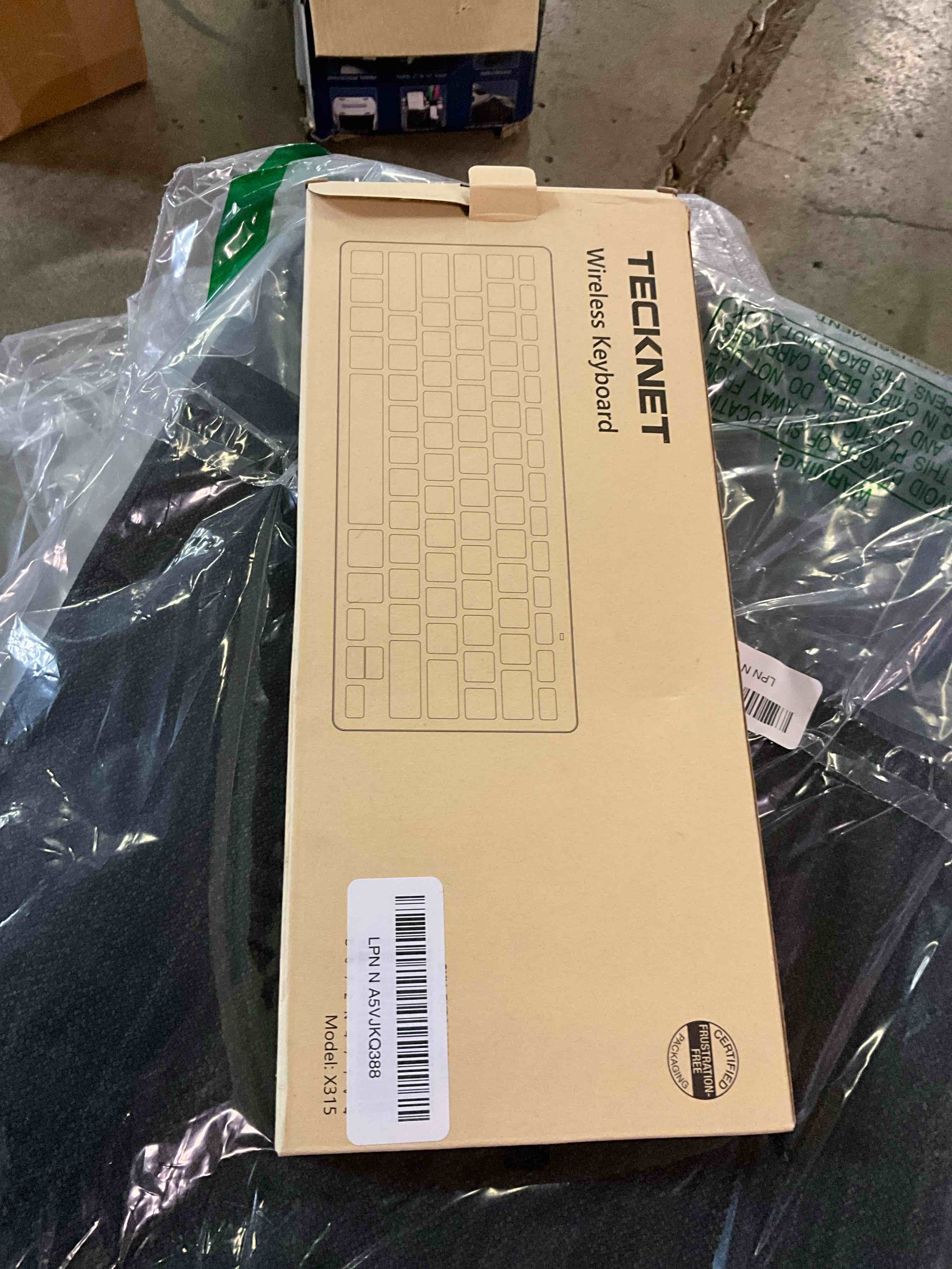https://s3.amazonaws.com/lotting-images-prod/bidfta/PPE1409109_1743554509801.jpeg