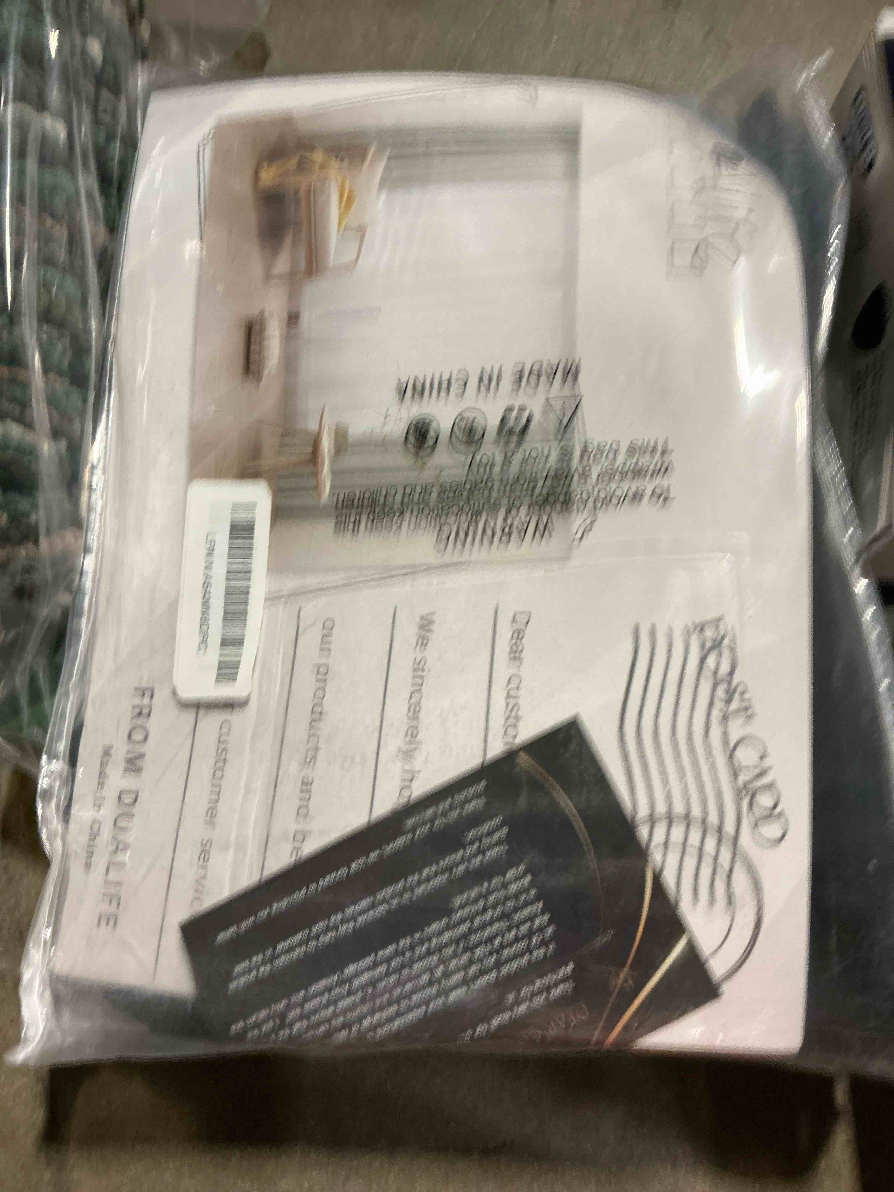 https://s3.amazonaws.com/lotting-images-prod/bidfta/PPE1409740_1744758689757.jpeg
