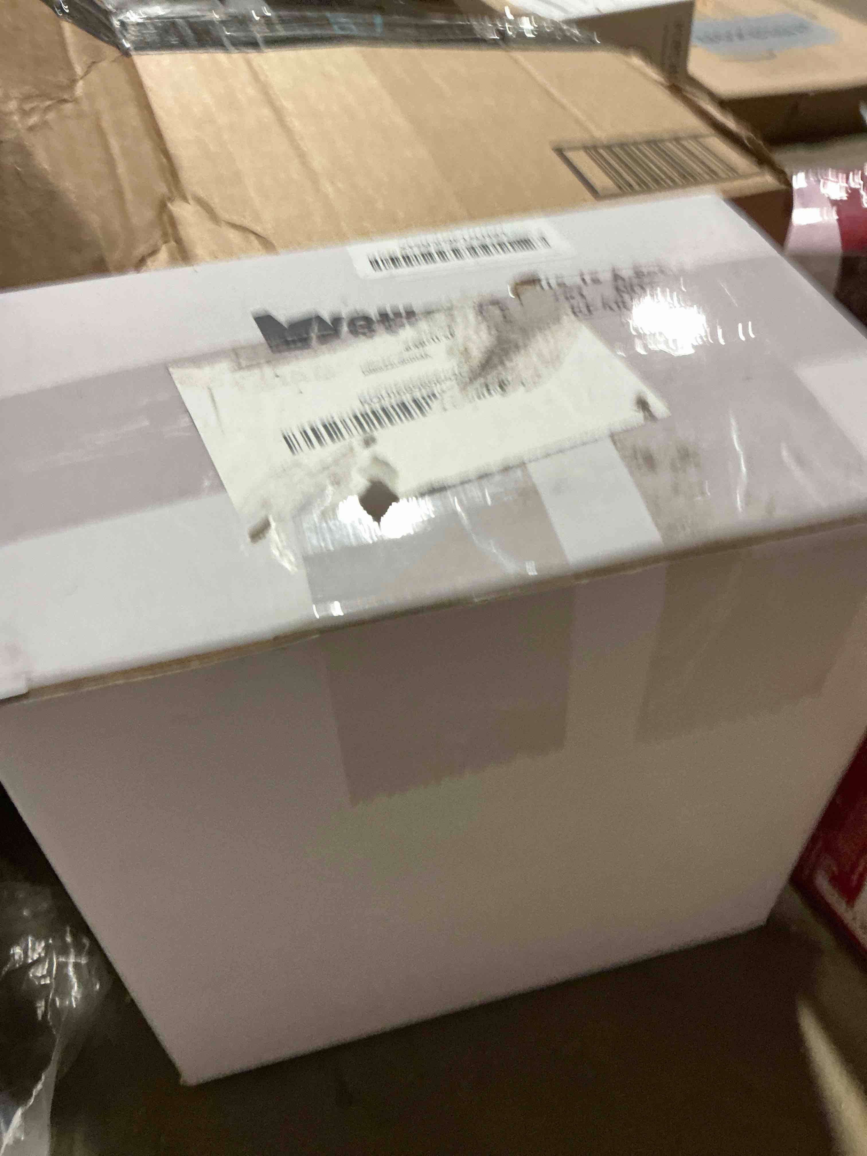 https://s3.amazonaws.com/lotting-images-prod/bidfta/PPE1409756_1744759057054.jpeg