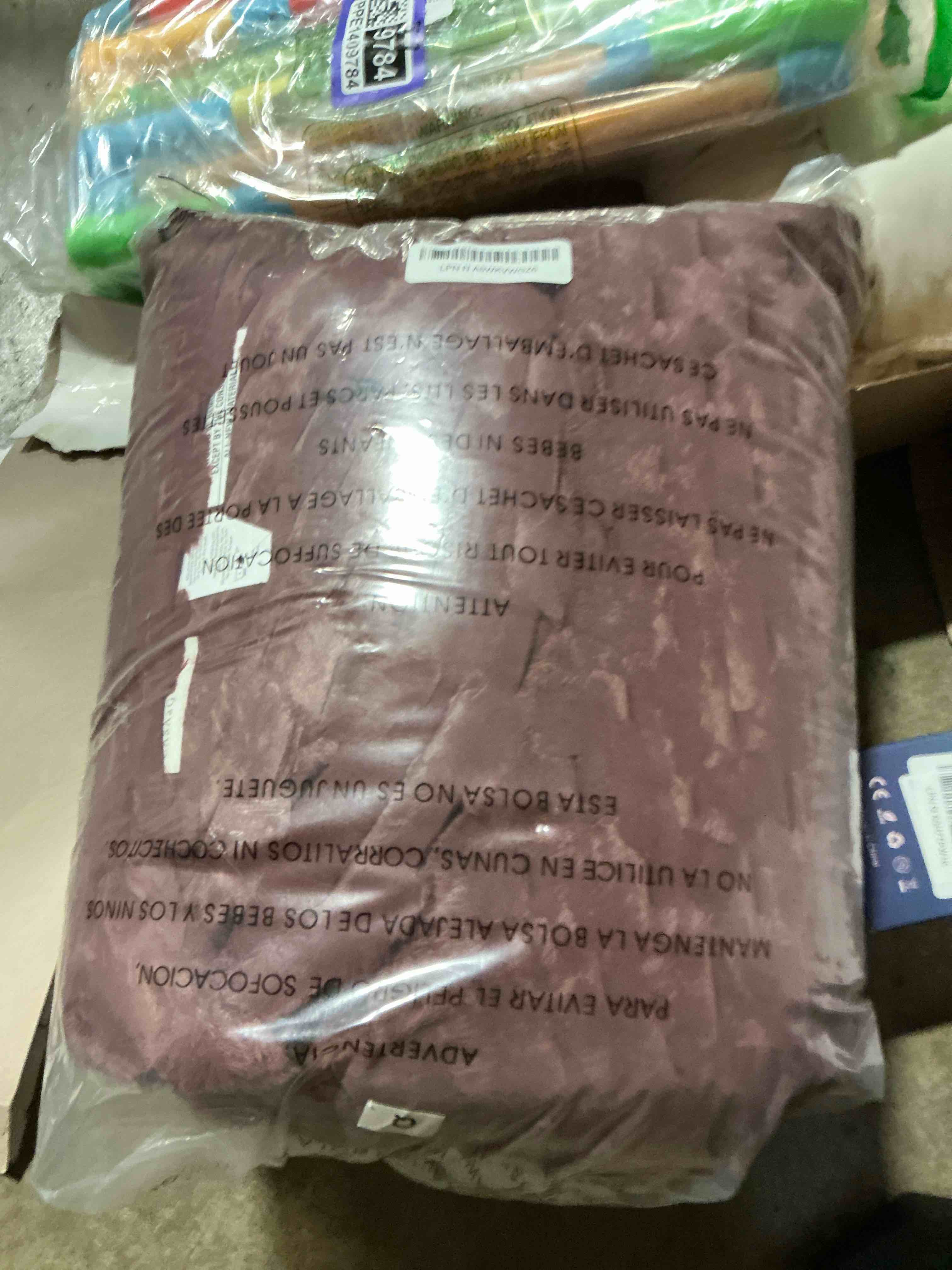 https://s3.amazonaws.com/lotting-images-prod/bidfta/PPE1409786_1744759584808.jpeg
