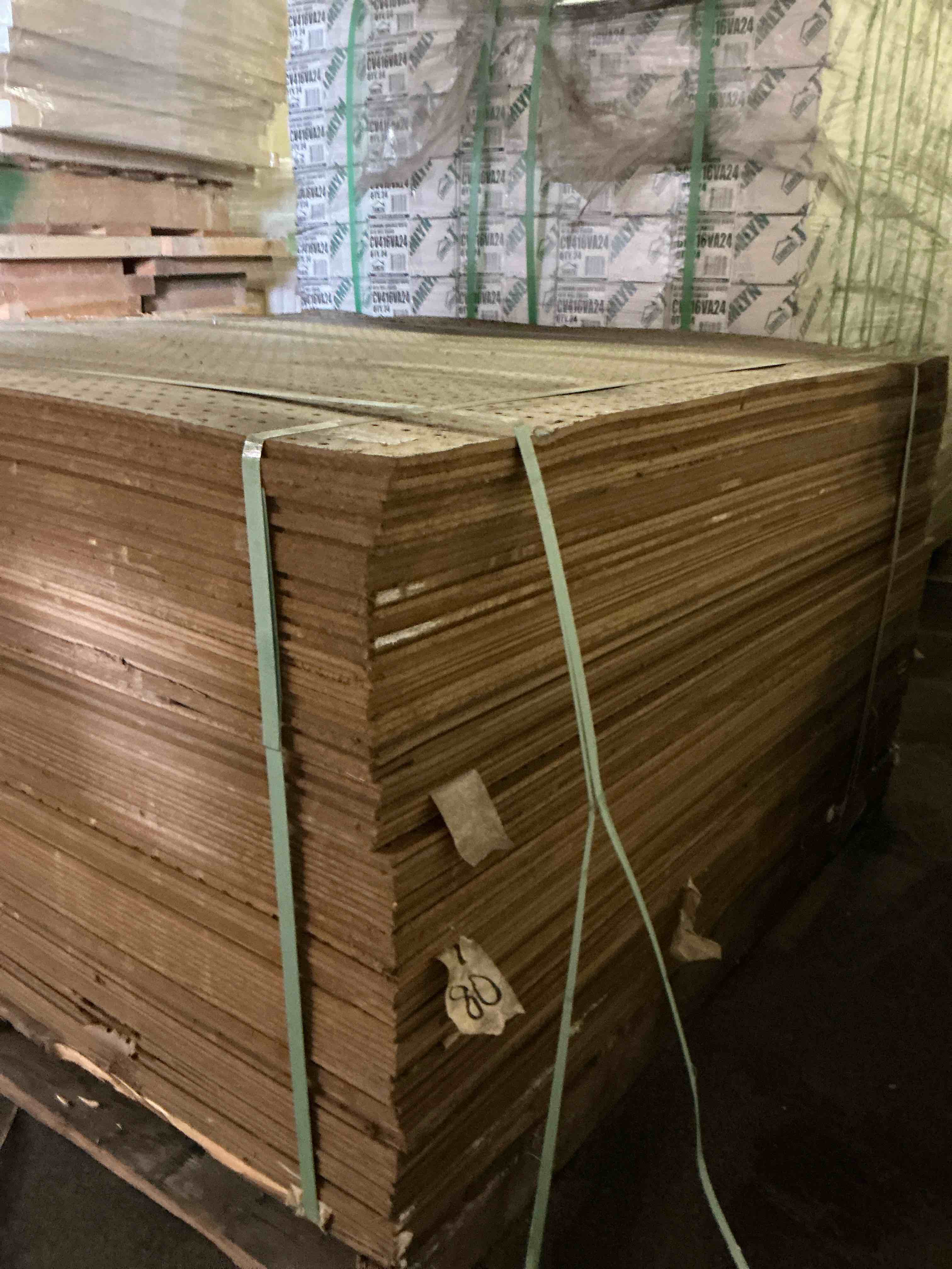 https://s3.amazonaws.com/lotting-images-prod/bidfta/PPE1410037_1746209479775.jpeg