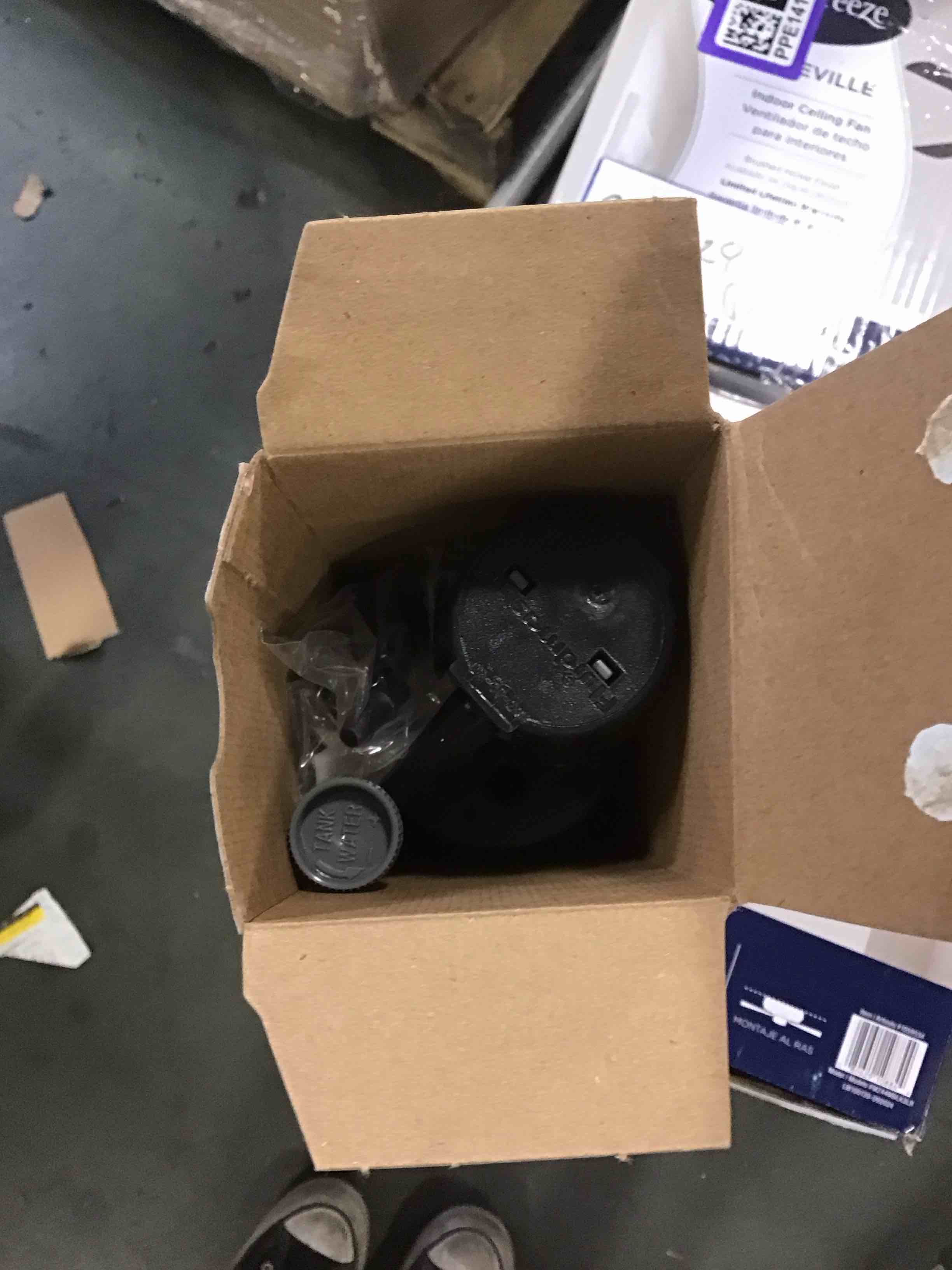 https://s3.amazonaws.com/lotting-images-prod/bidfta/PPE1411765_1743086925244.jpeg