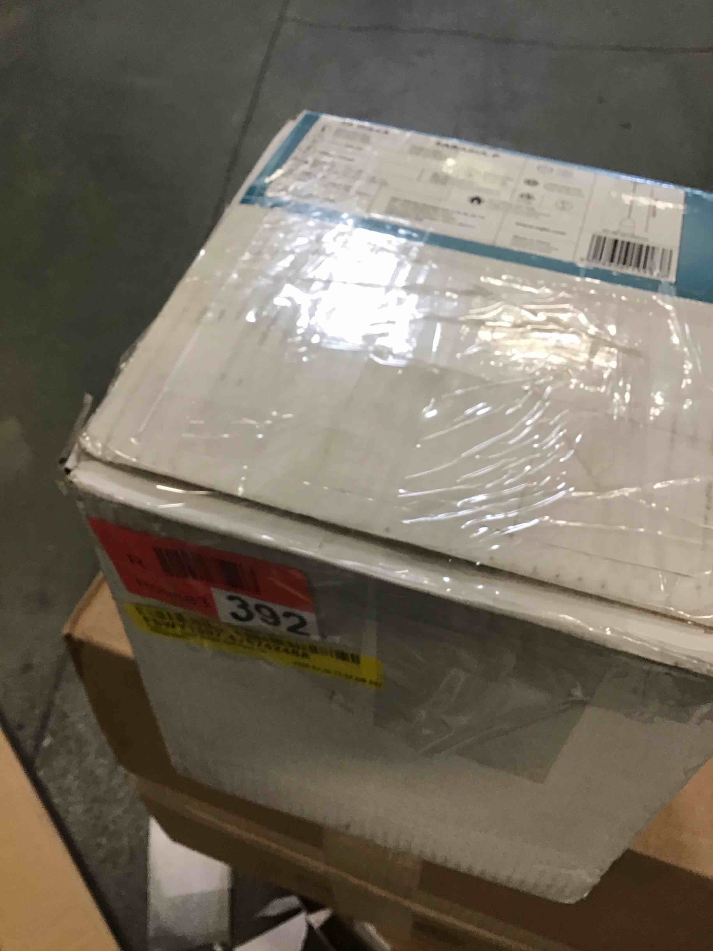 https://s3.amazonaws.com/lotting-images-prod/bidfta/PPE1412804_1744830940191.jpeg