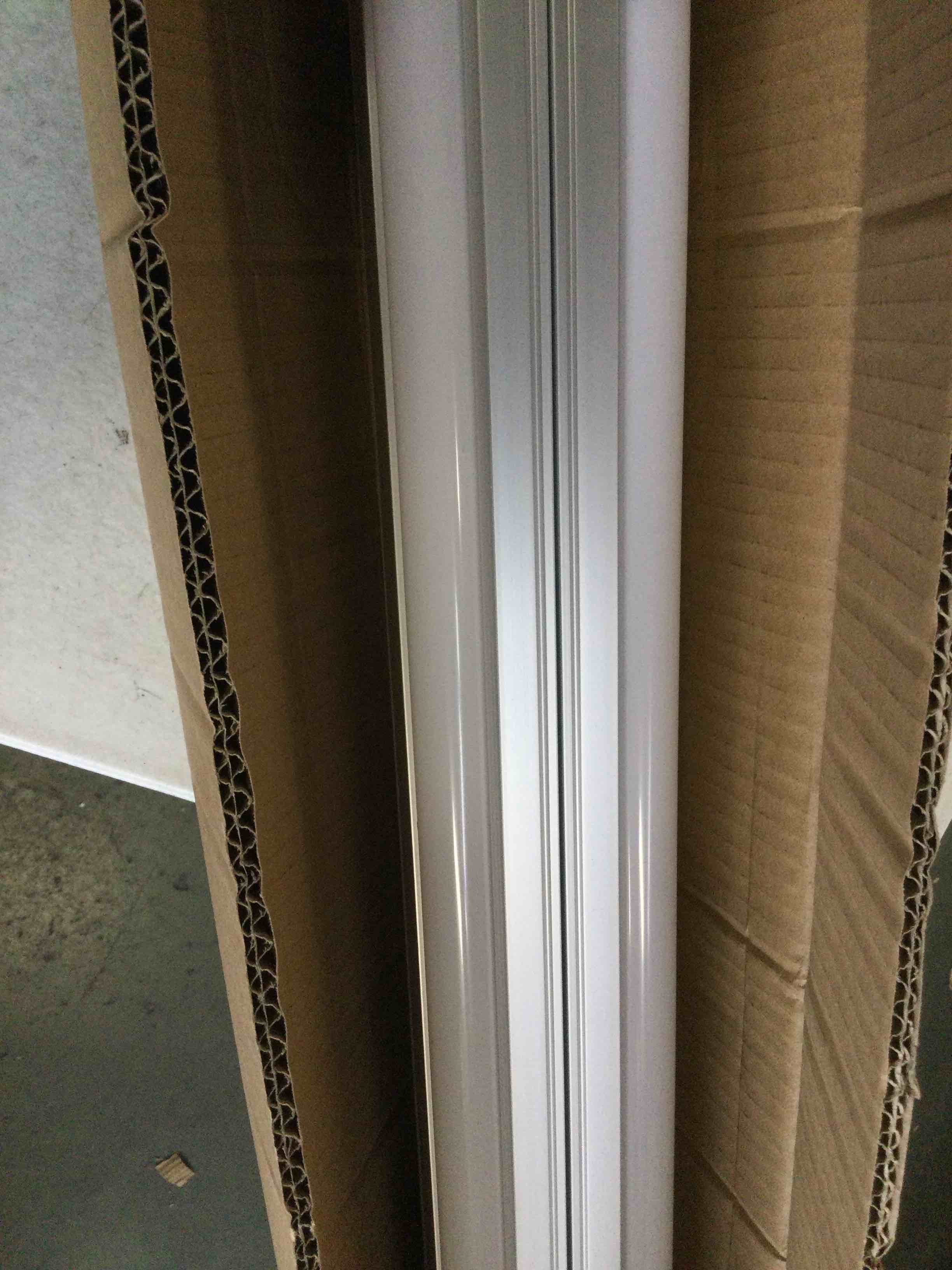 https://s3.amazonaws.com/lotting-images-prod/bidfta/PPE1414503_1741102156785.jpeg