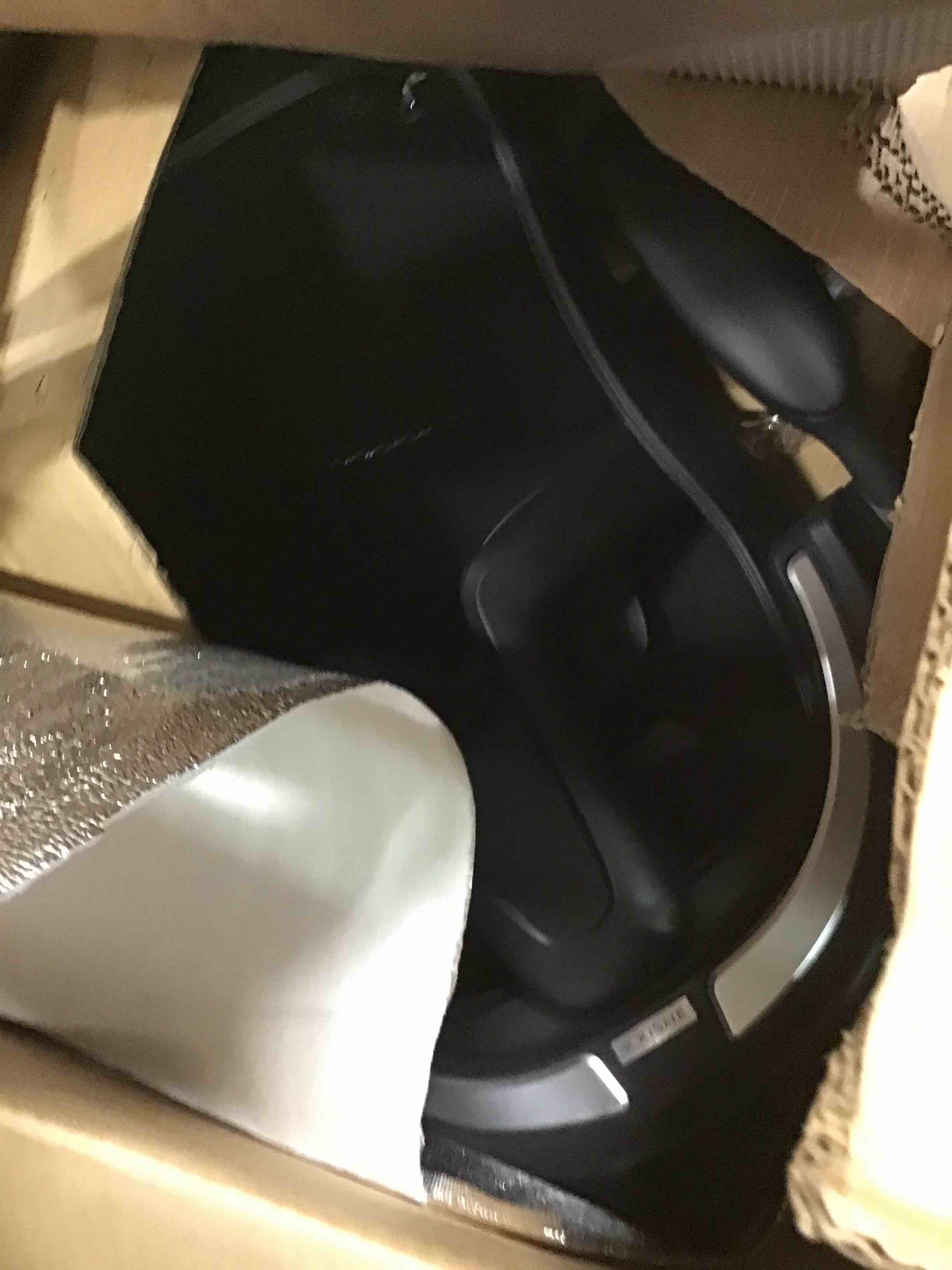 https://s3.amazonaws.com/lotting-images-prod/bidfta/PPE1414728_1741269001531.jpeg