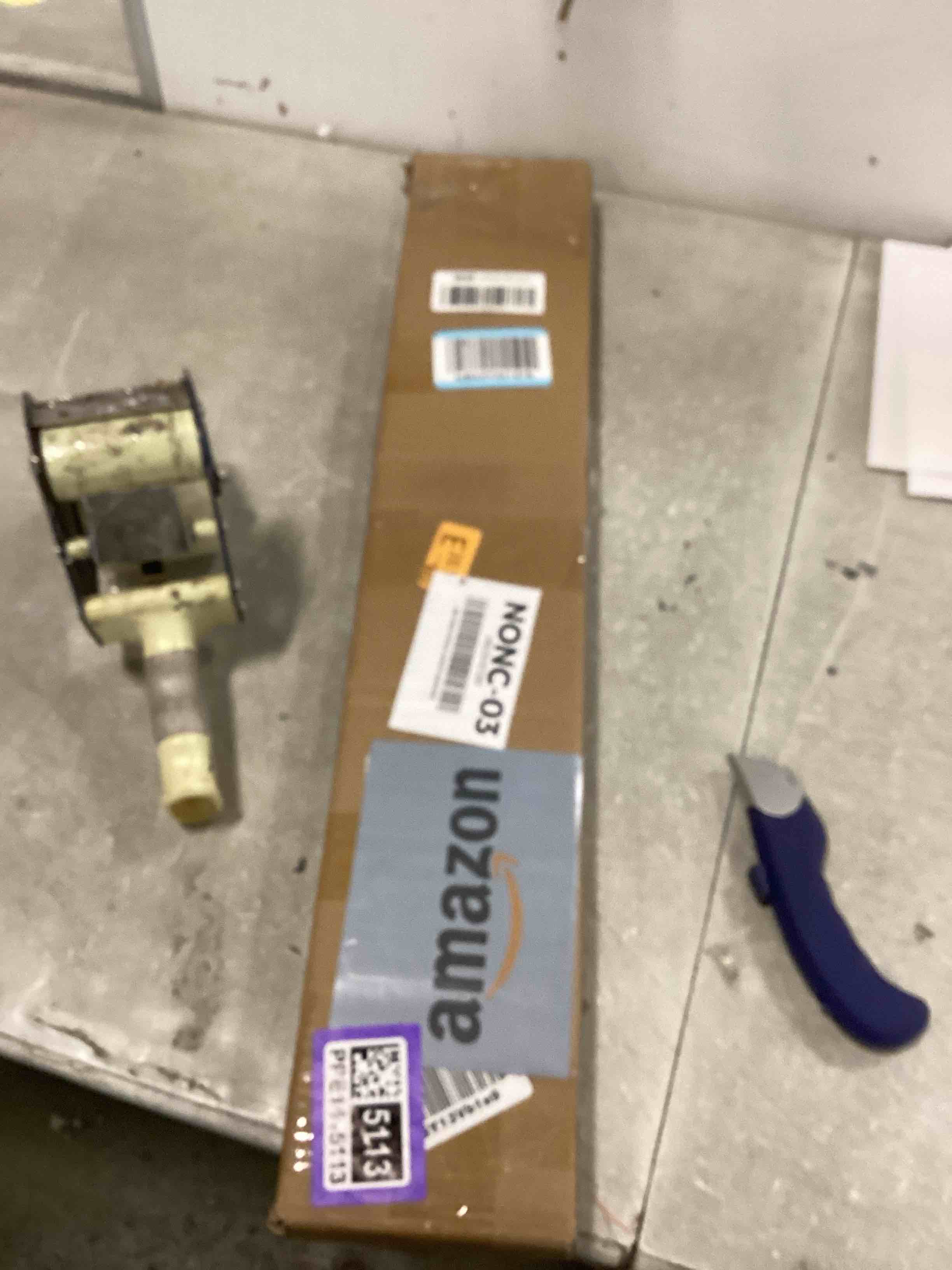 https://s3.amazonaws.com/lotting-images-prod/bidfta/PPE1415113_1741623515041.jpeg