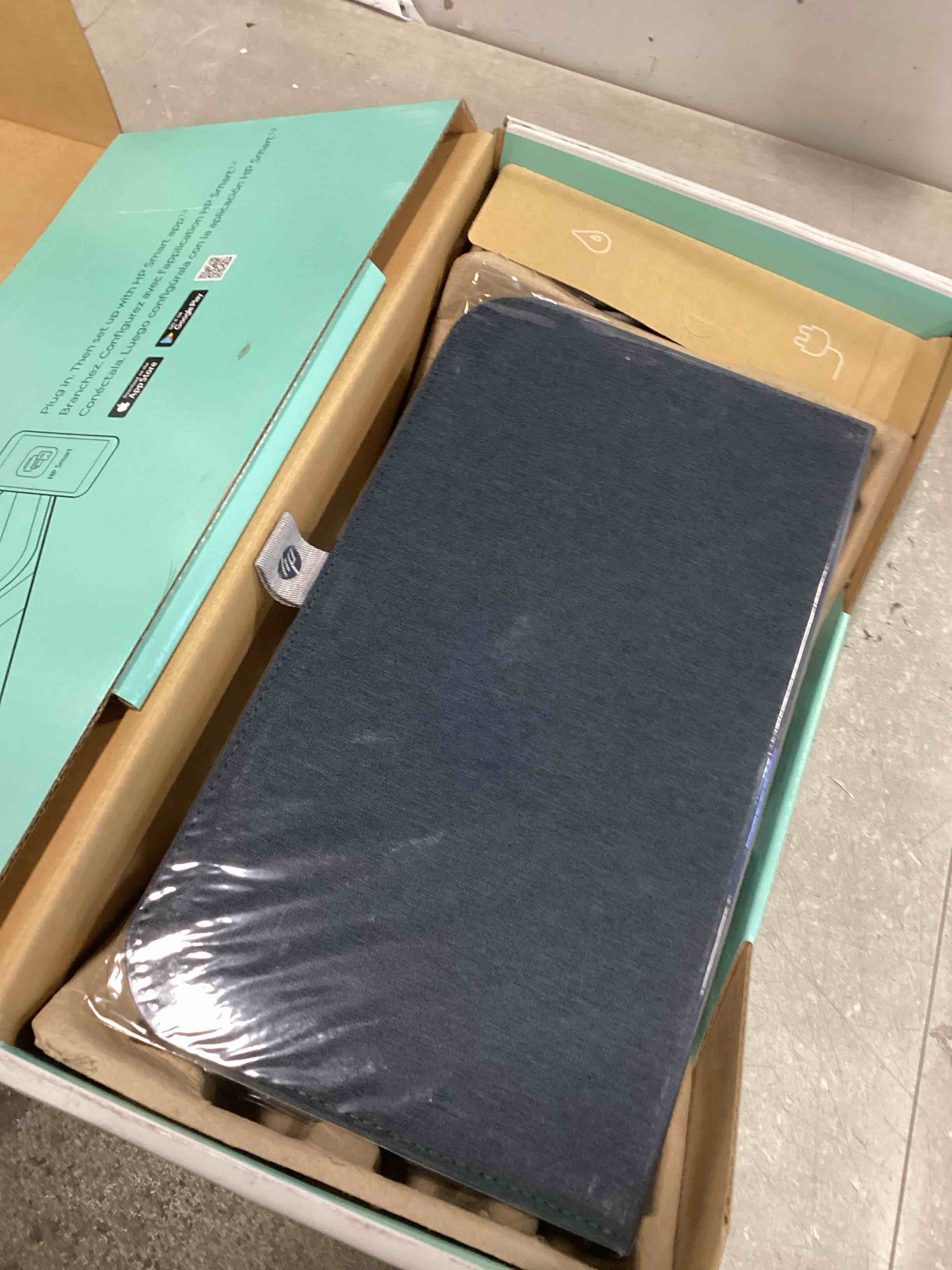 https://s3.amazonaws.com/lotting-images-prod/bidfta/PPE1415143_1741630123054.jpeg