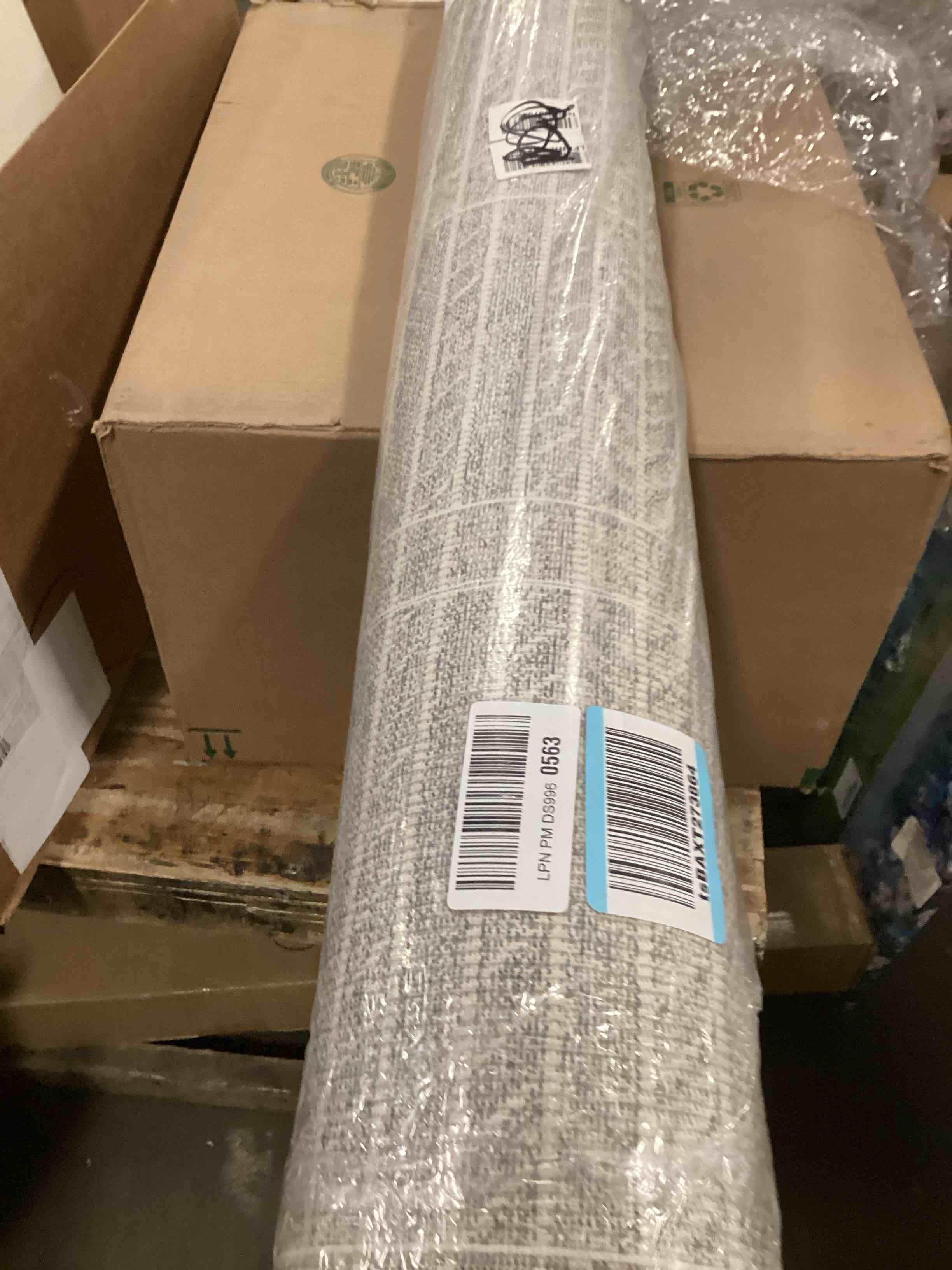 https://s3.amazonaws.com/lotting-images-prod/bidfta/PPE1415773_1742476778844.jpeg