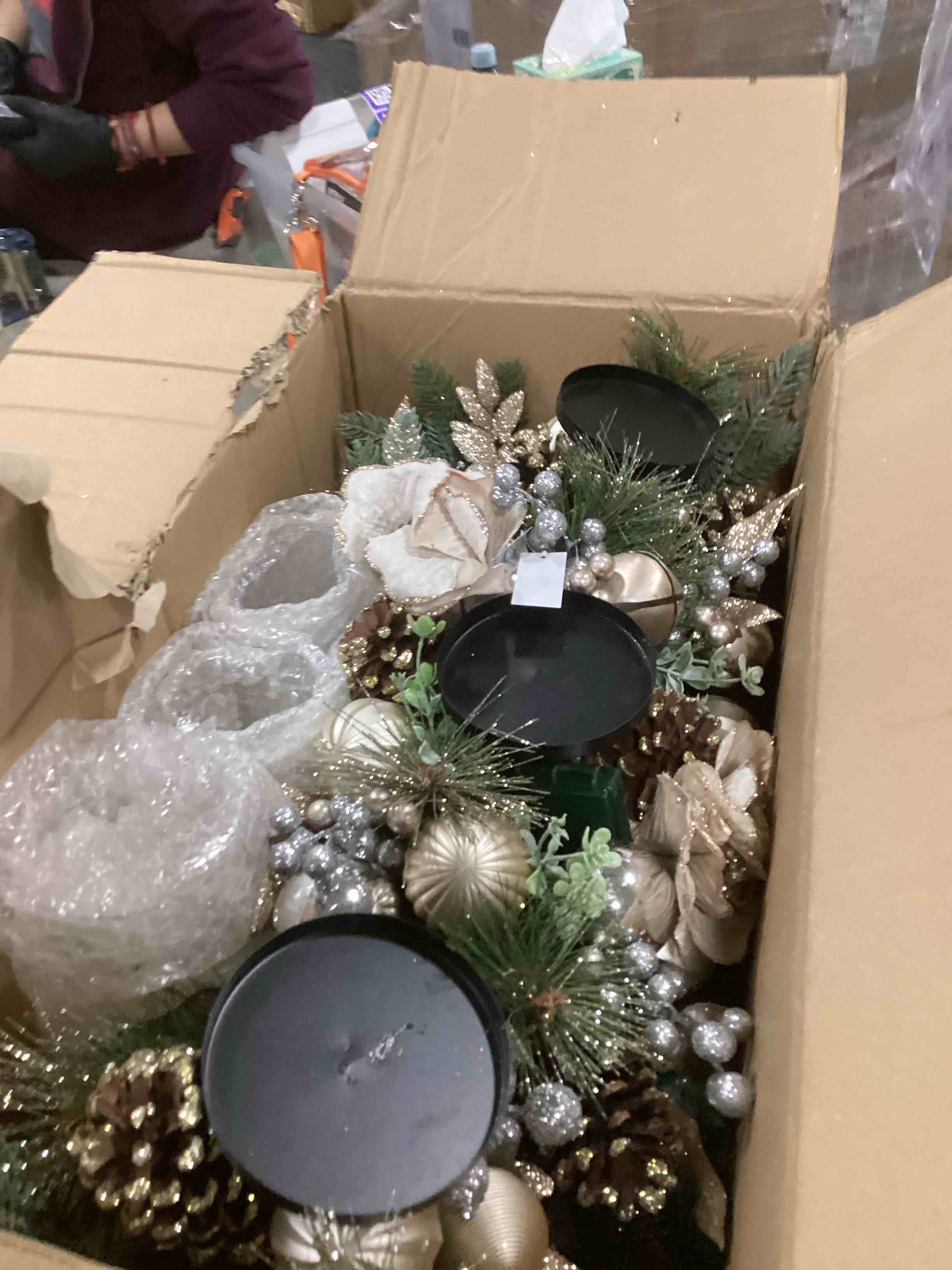 https://s3.amazonaws.com/lotting-images-prod/bidfta/PPE1415876_1742493195966.jpeg