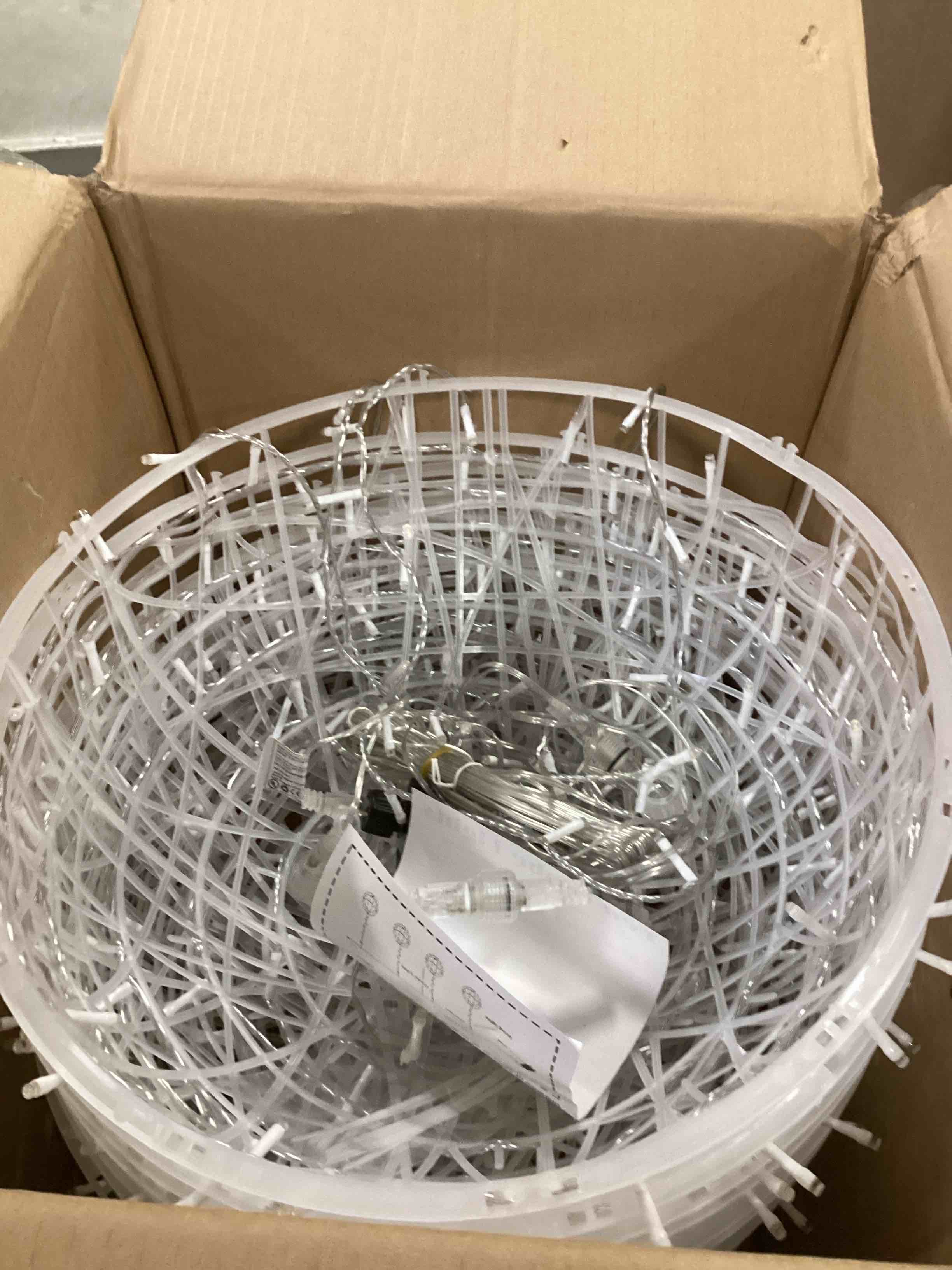 https://s3.amazonaws.com/lotting-images-prod/bidfta/PPE1416919_1743091284043.jpeg