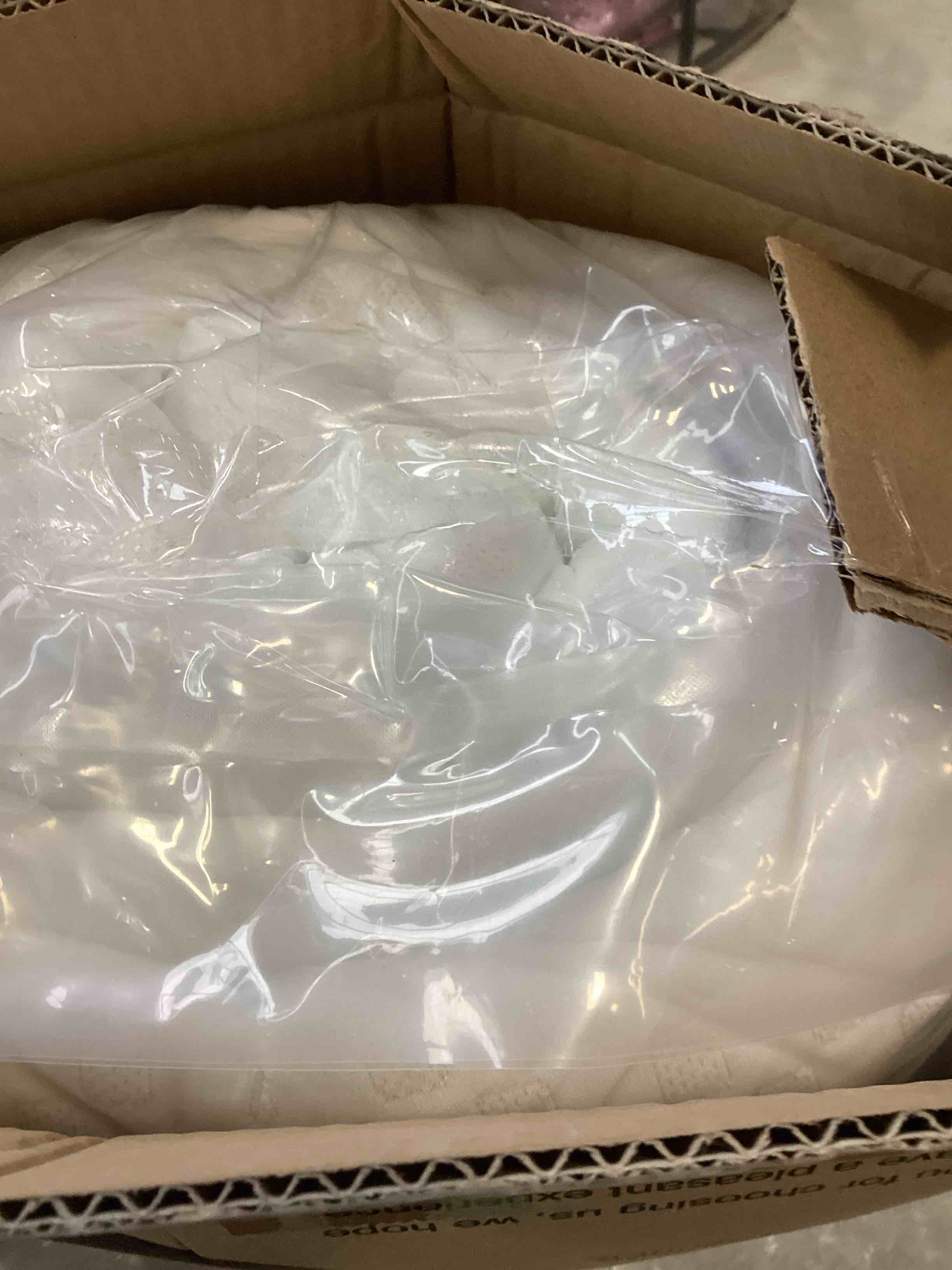 https://s3.amazonaws.com/lotting-images-prod/bidfta/PPE1417253_1743786049999.jpeg