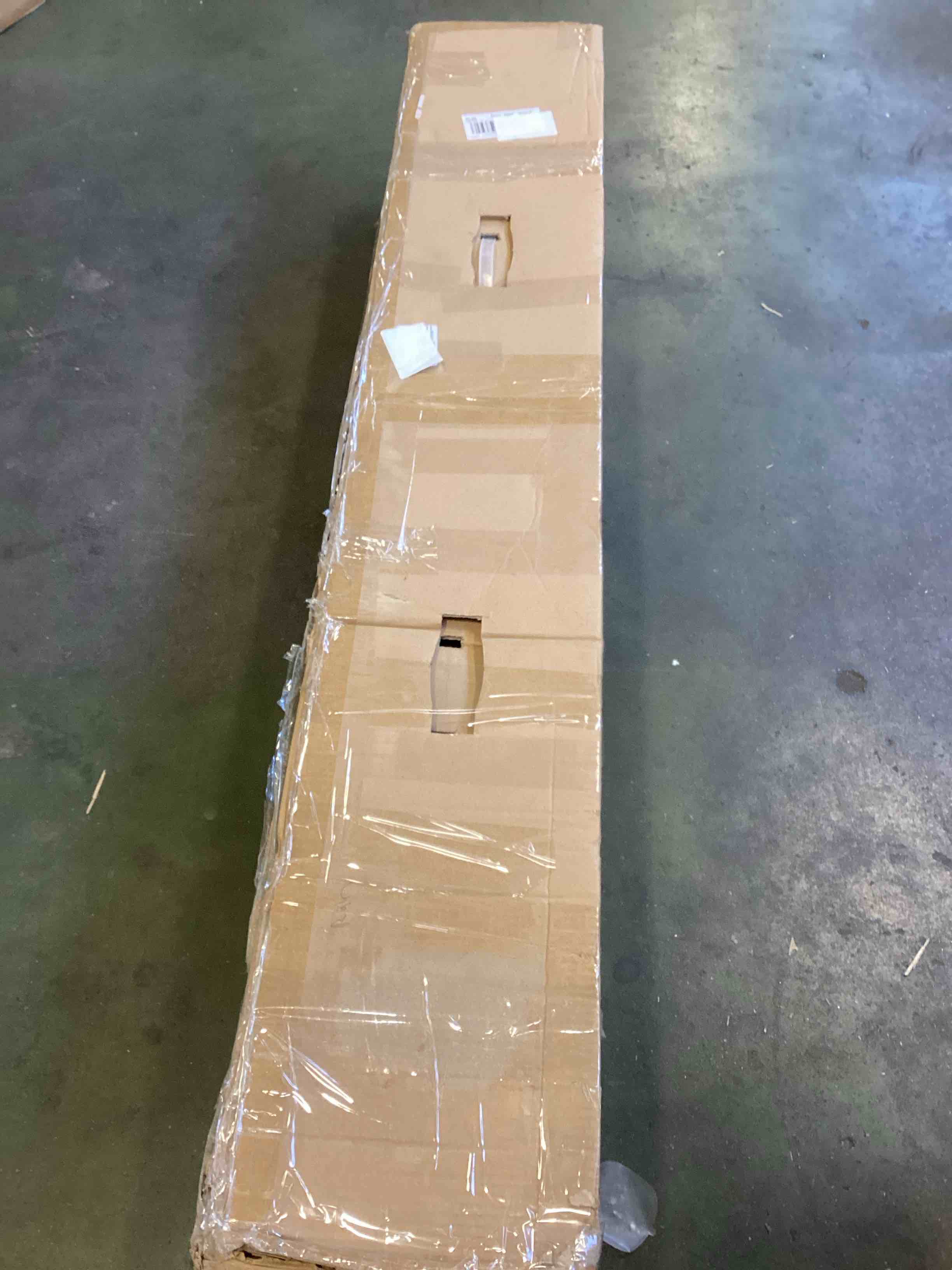 https://s3.amazonaws.com/lotting-images-prod/bidfta/PPE1417300_1744029165300.jpeg