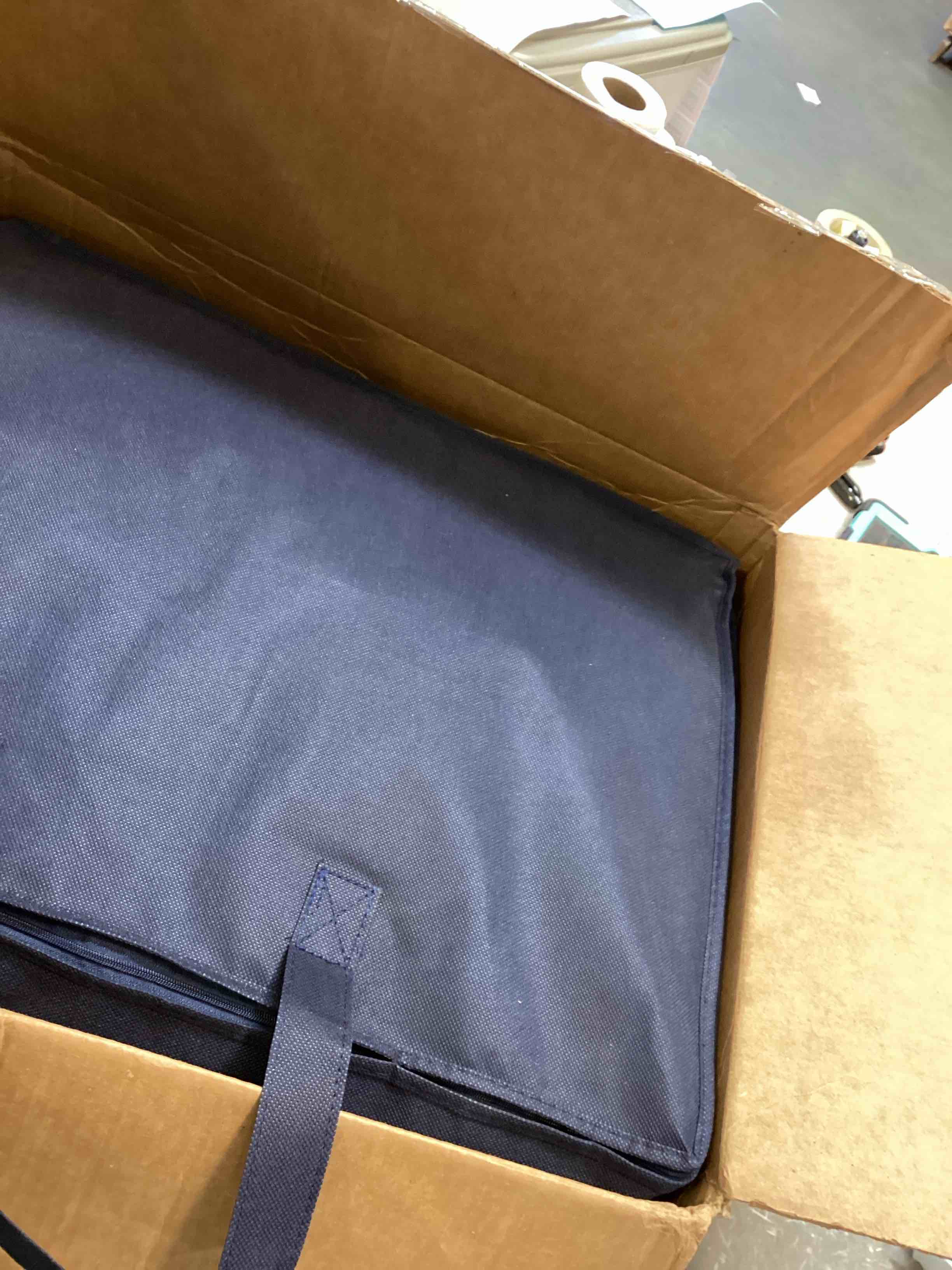 https://s3.amazonaws.com/lotting-images-prod/bidfta/PPE1417708_1744138174958.jpeg