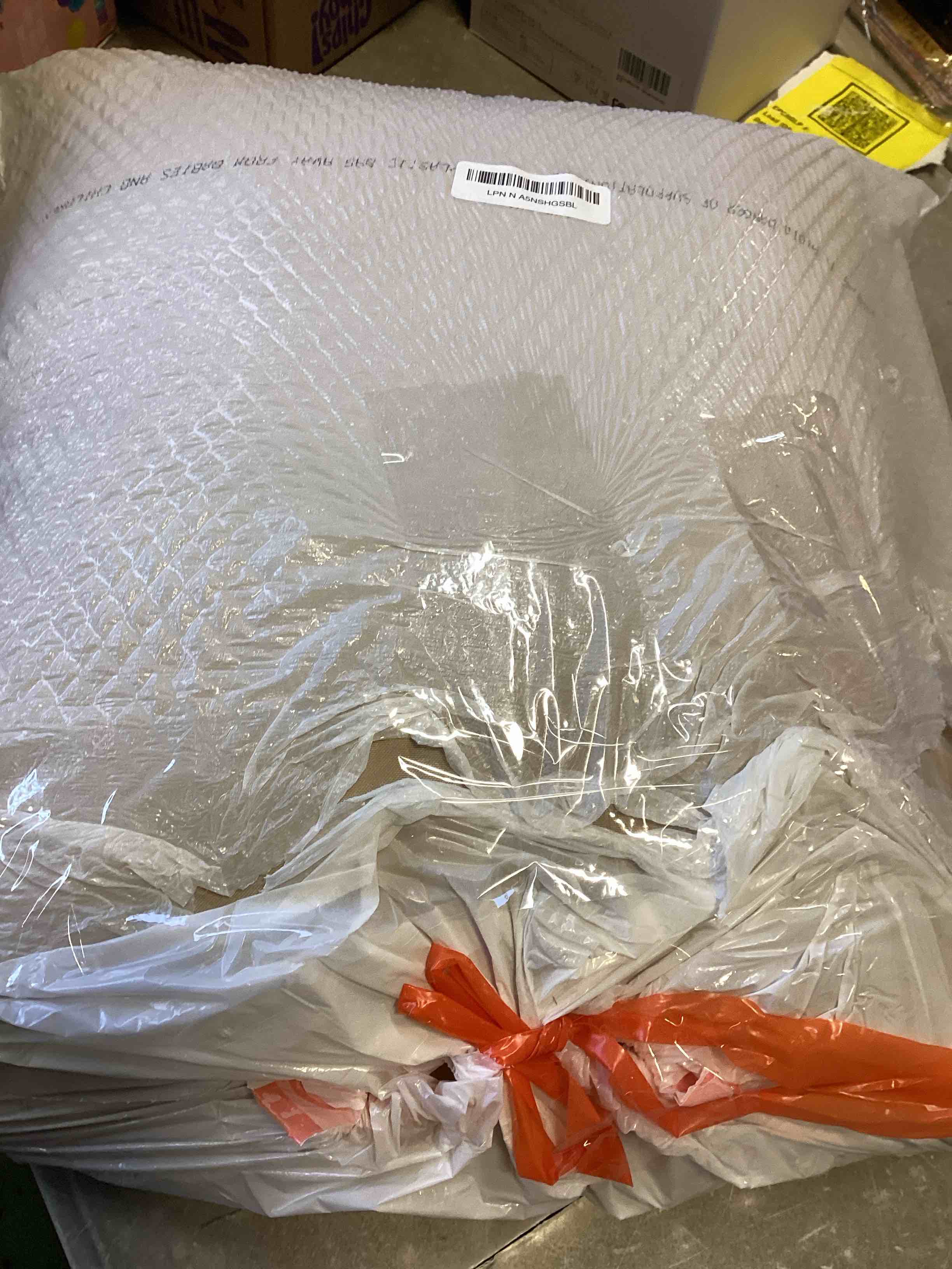 https://s3.amazonaws.com/lotting-images-prod/bidfta/PPE1417726_1744201954995.jpeg
