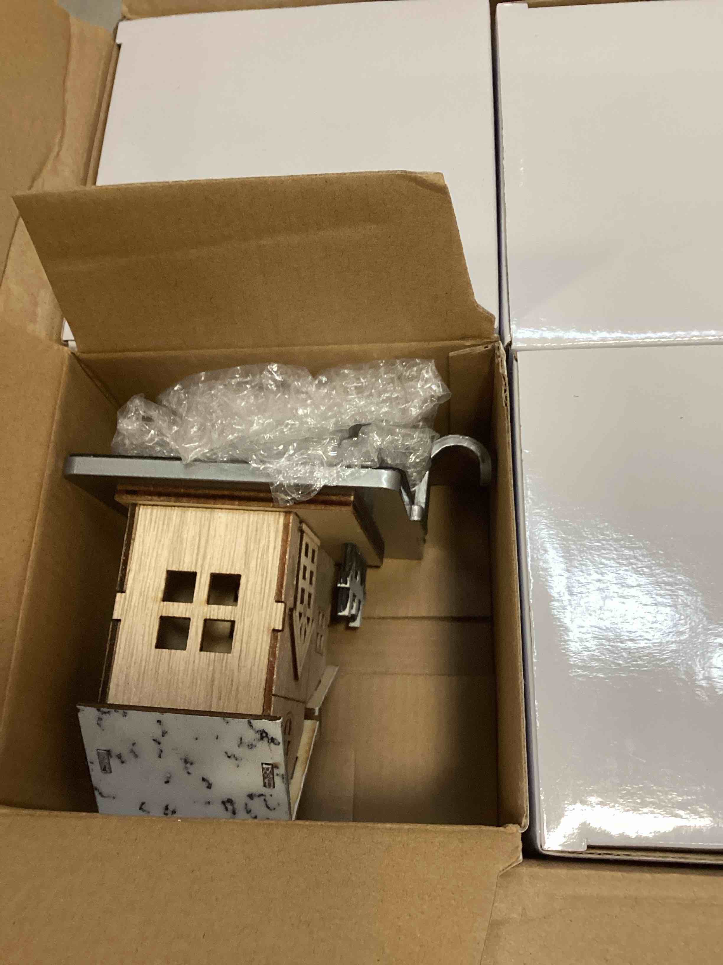 https://s3.amazonaws.com/lotting-images-prod/bidfta/PPE1418109_1744729433851.jpeg