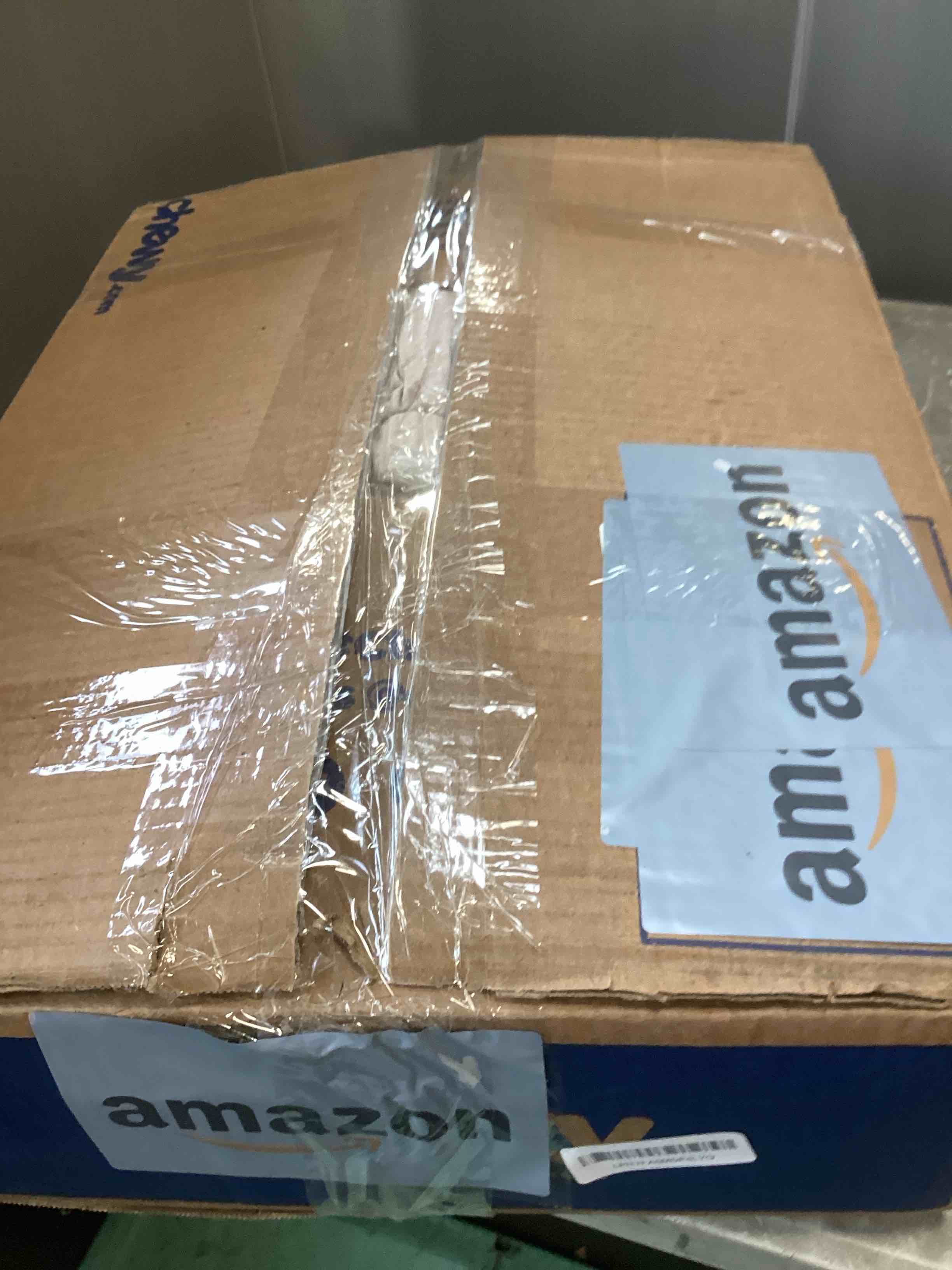 https://s3.amazonaws.com/lotting-images-prod/bidfta/PPE1419019_1745929539615.jpeg