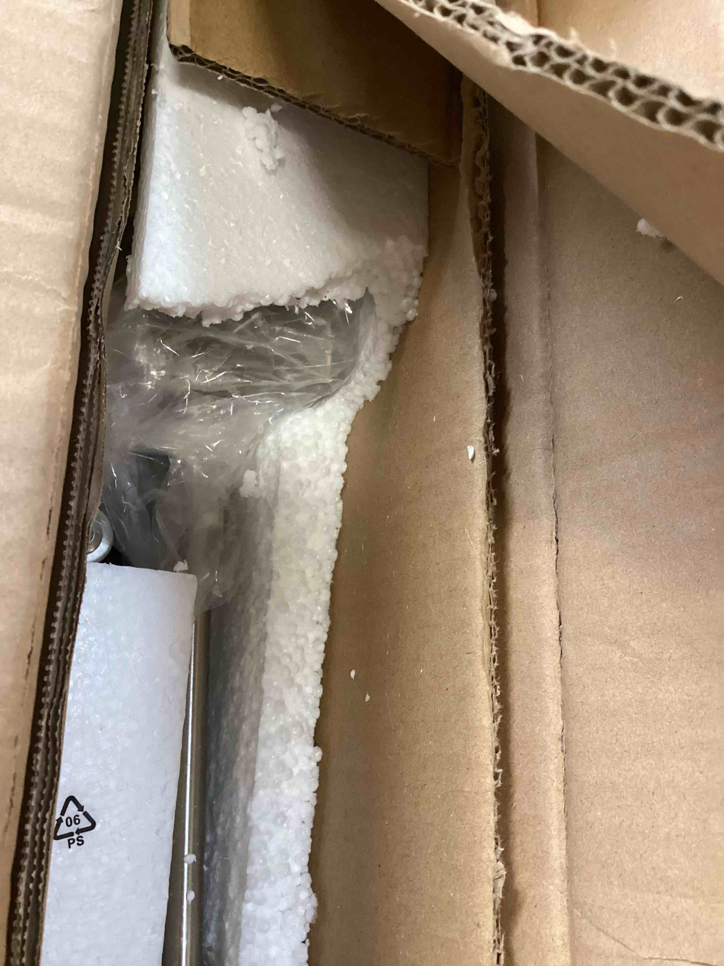 https://s3.amazonaws.com/lotting-images-prod/bidfta/PPE1419302_1746471220770.jpeg
