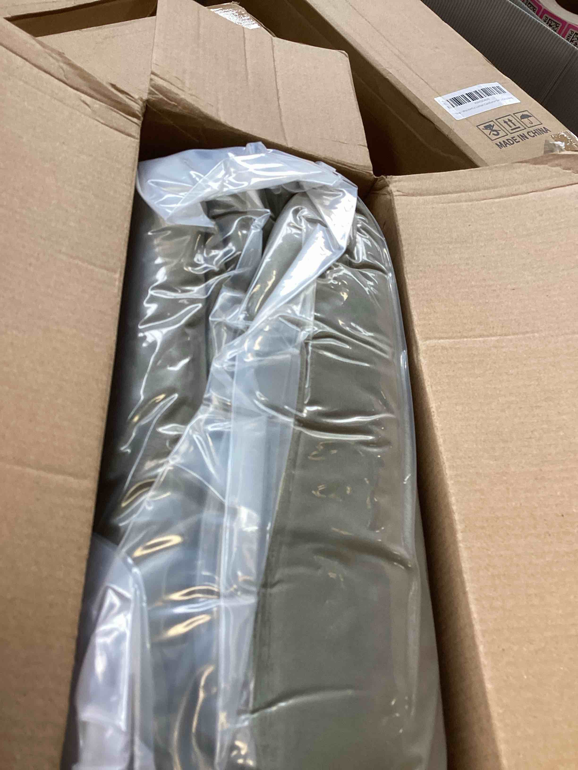 https://s3.amazonaws.com/lotting-images-prod/bidfta/PPE1419321_1746475514135.jpeg