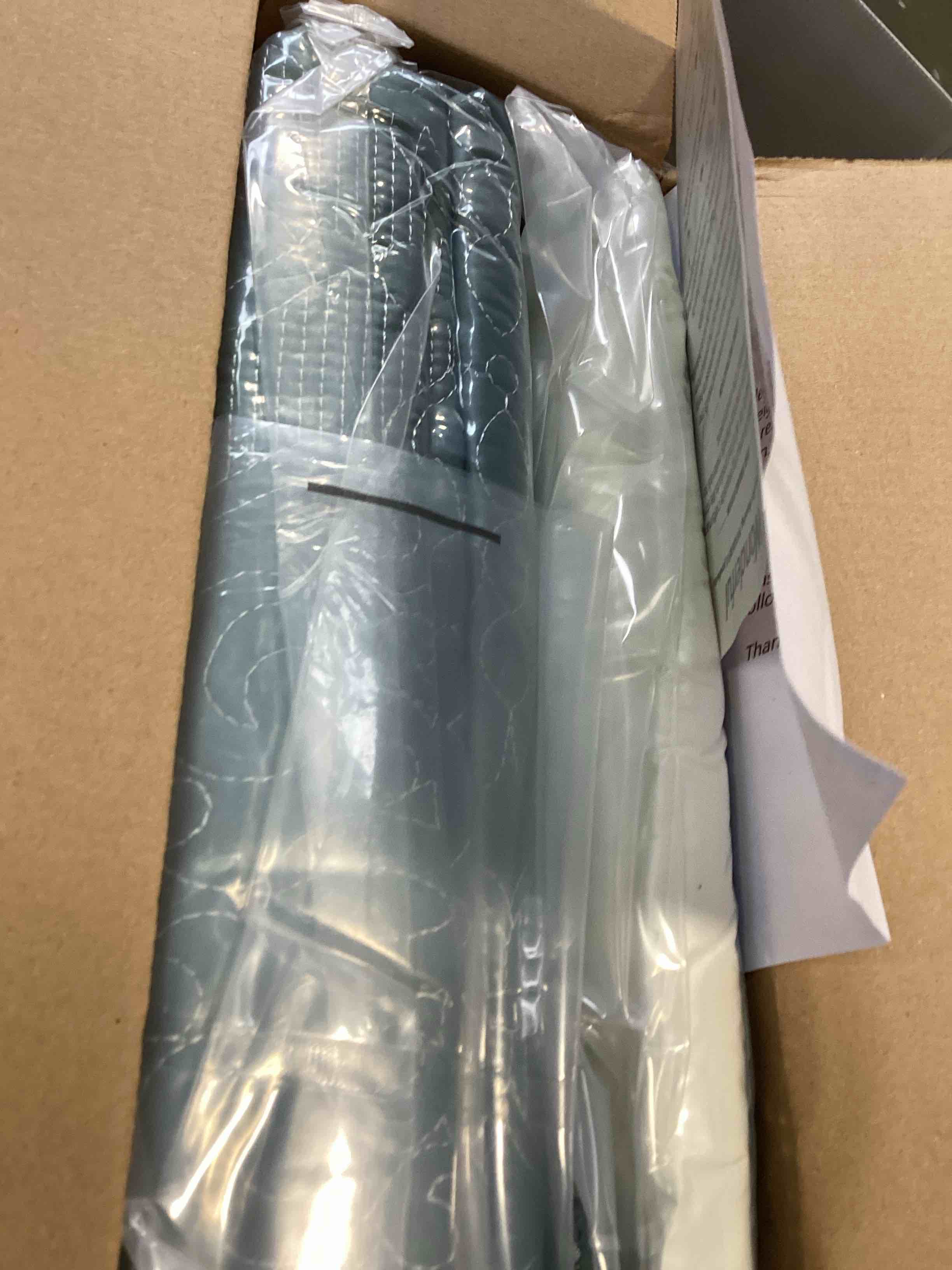 https://s3.amazonaws.com/lotting-images-prod/bidfta/PPE1419331_1746533321733.jpeg