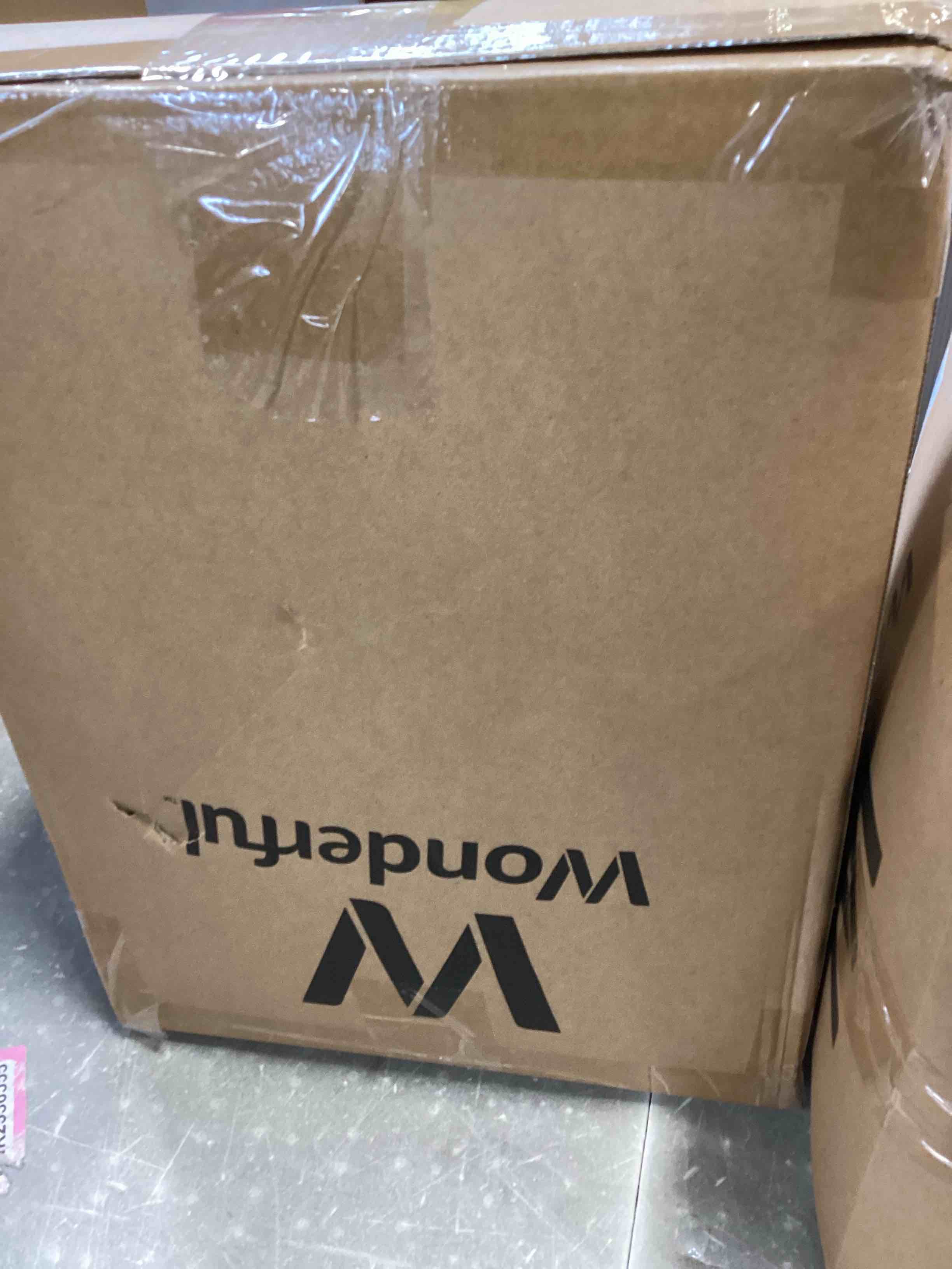 https://s3.amazonaws.com/lotting-images-prod/bidfta/PPE1419331_1746533338513.jpeg