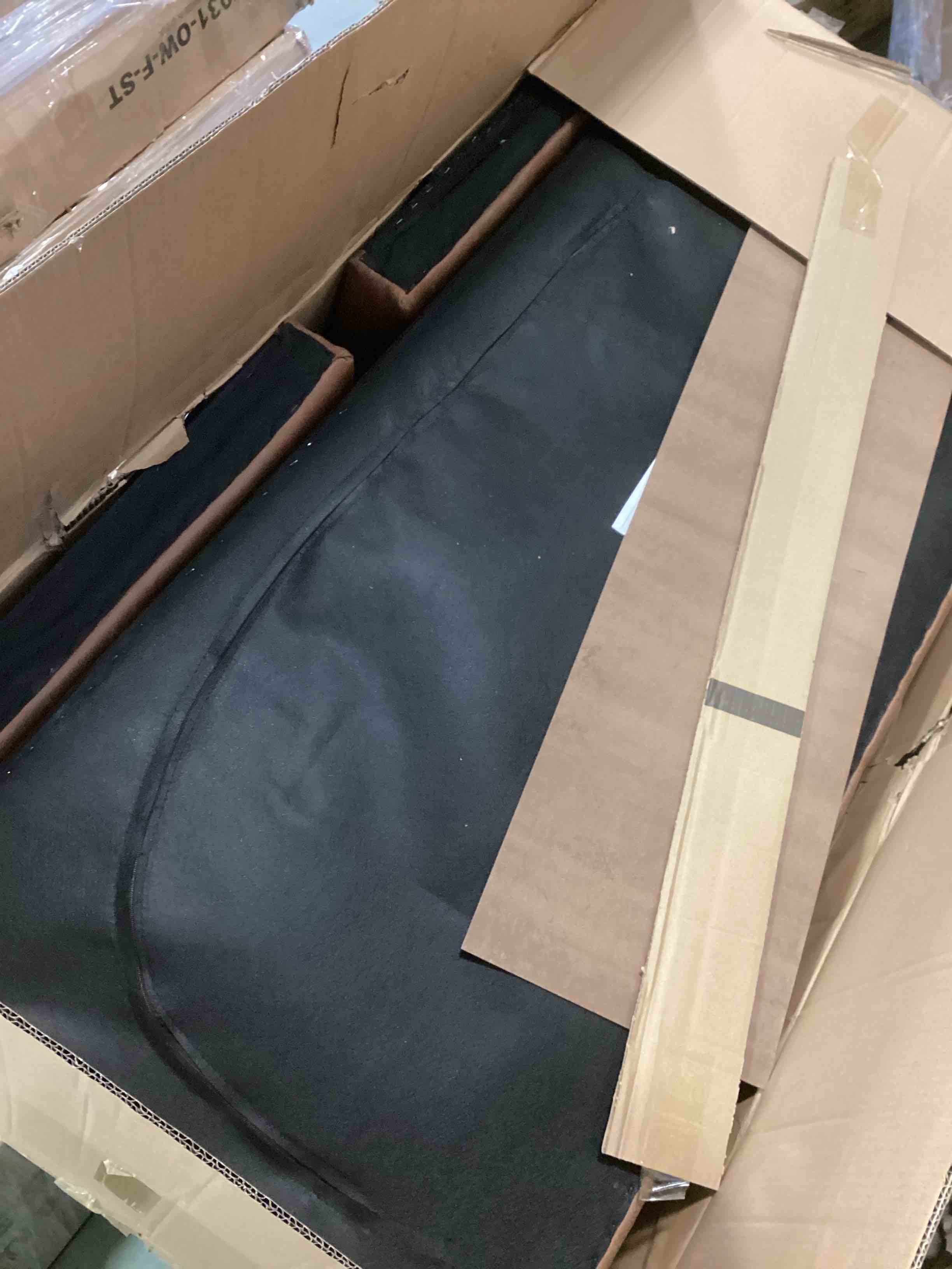 https://s3.amazonaws.com/lotting-images-prod/bidfta/PPE1420019_1740752173072.jpeg
