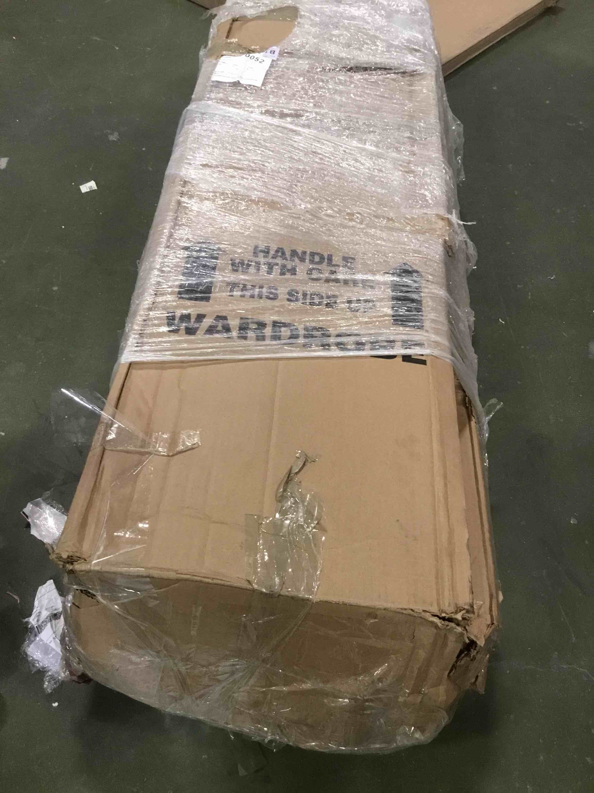 https://s3.amazonaws.com/lotting-images-prod/bidfta/PPE1420792_1741807454963.jpeg